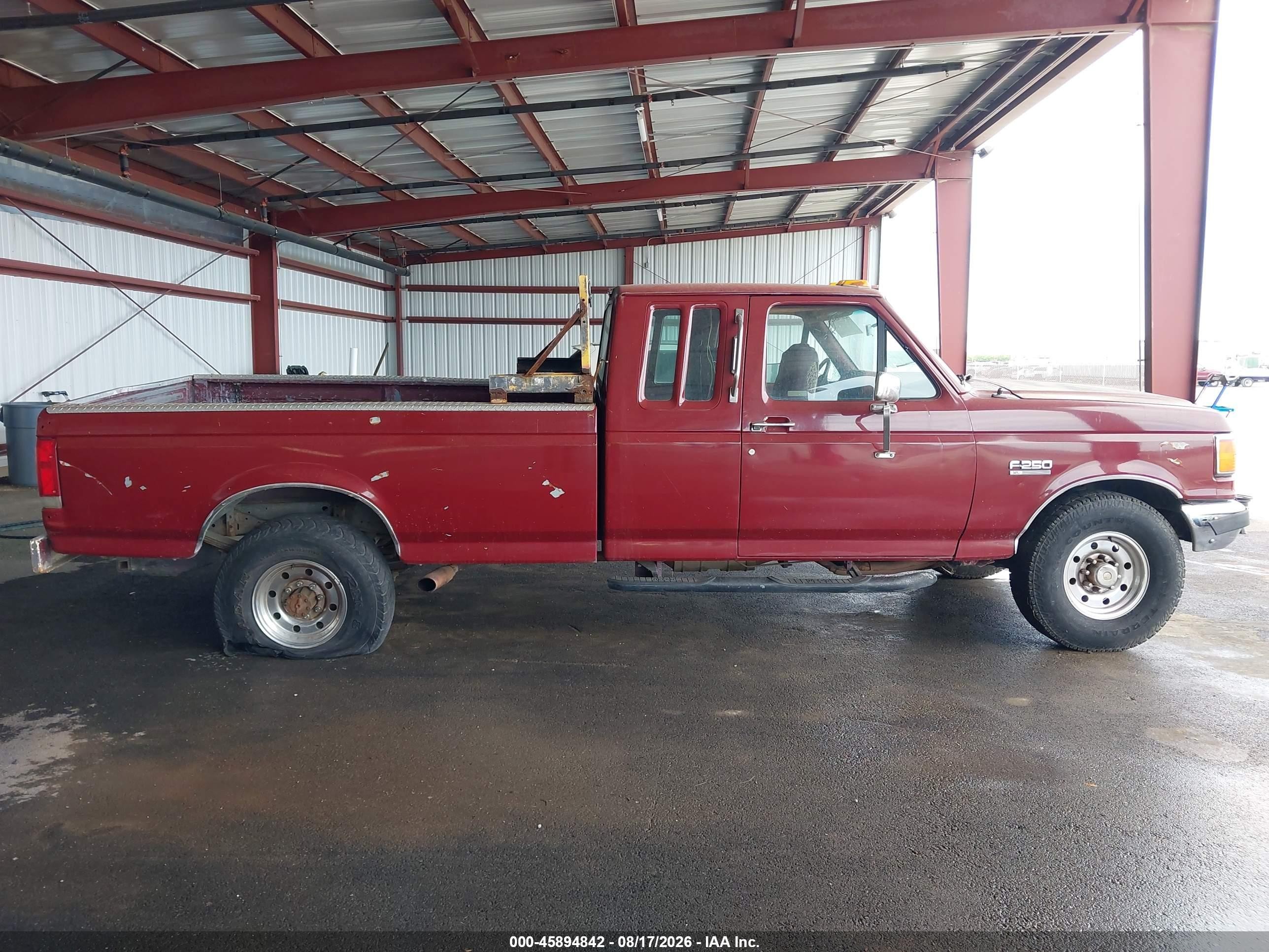 1988 Ford F250   Red vin: 1FTHX25G5JKA98898