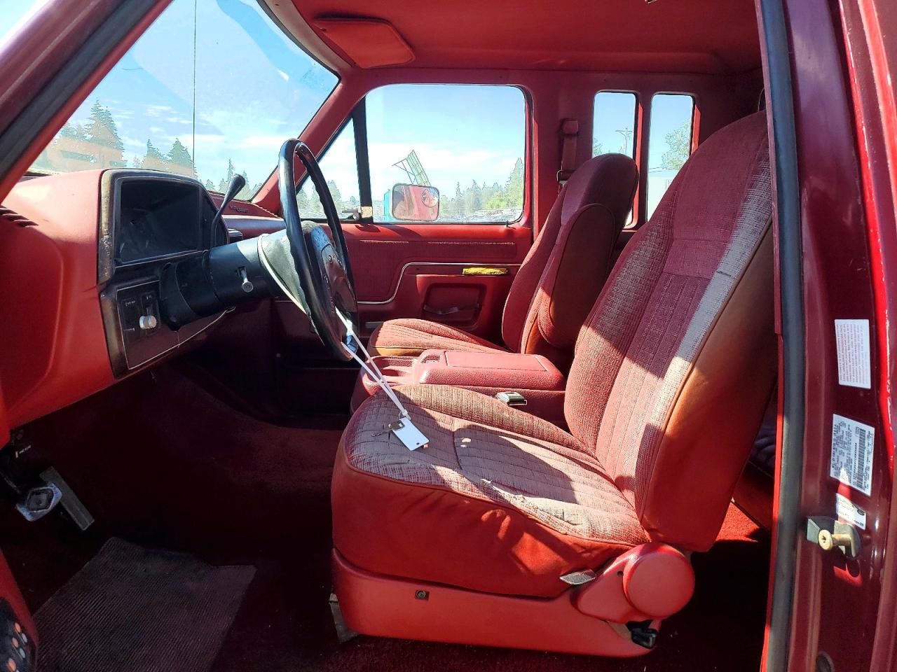 1990 Ford F250 Maroon vin: 1FTHX25G7LKB26686