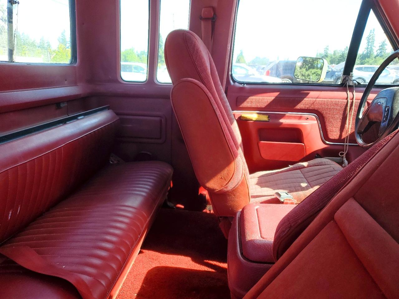 1990 Ford F250 Maroon vin: 1FTHX25G7LKB26686