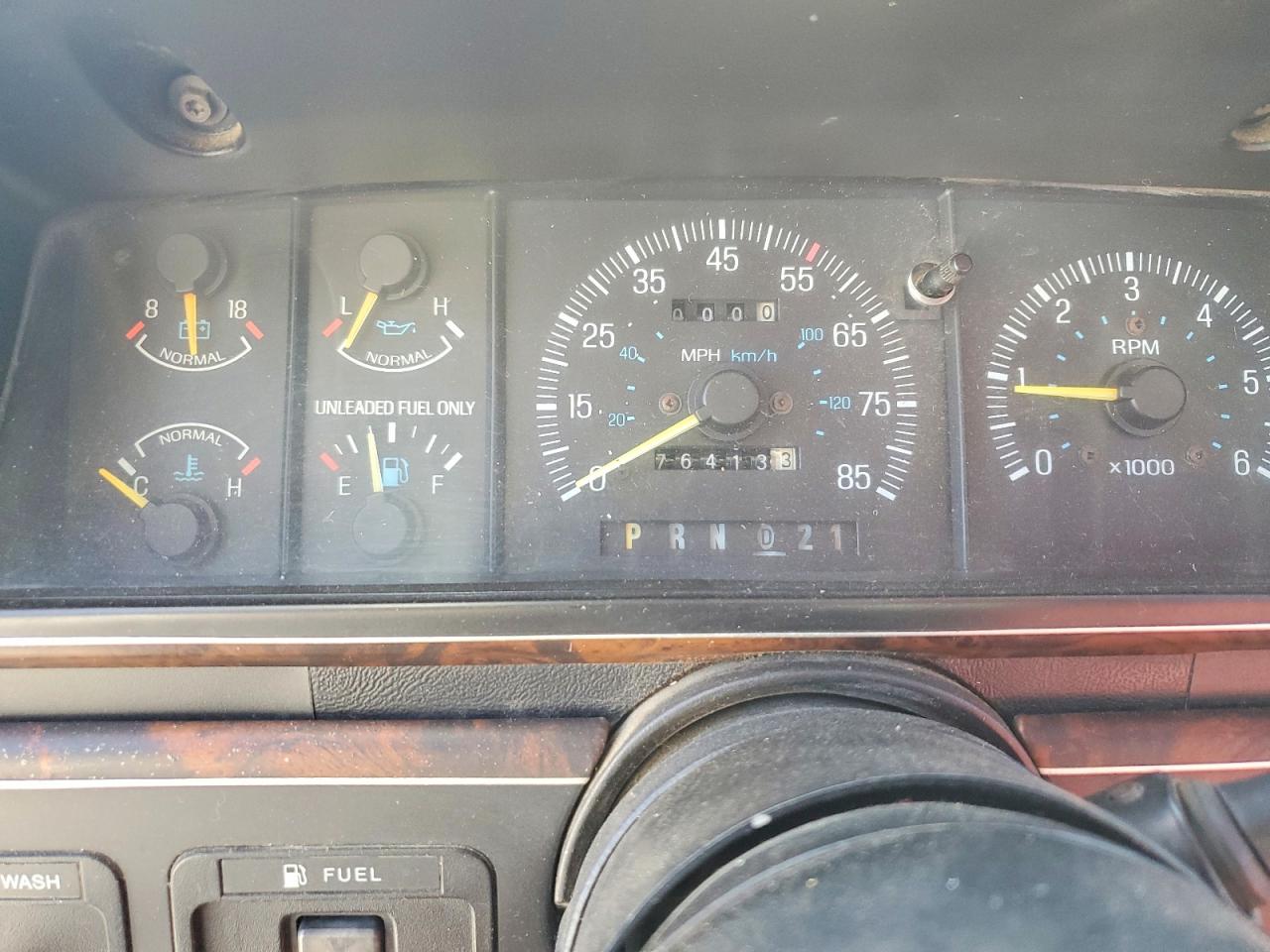 1990 Ford F250 Maroon vin: 1FTHX25G7LKB26686