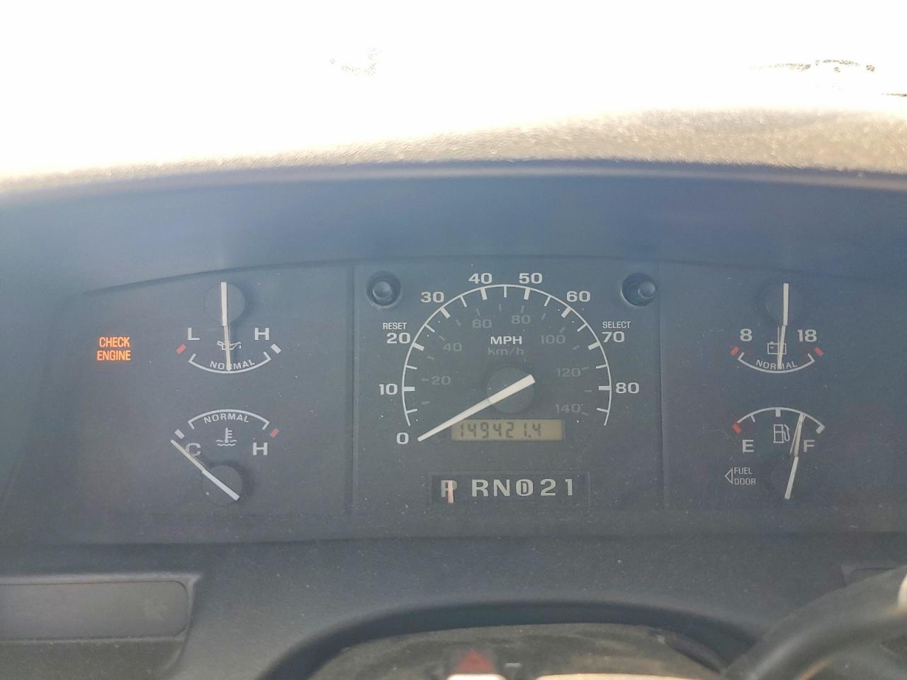 1997 Ford F250 White vin: 1FTHX25GXVEC01009