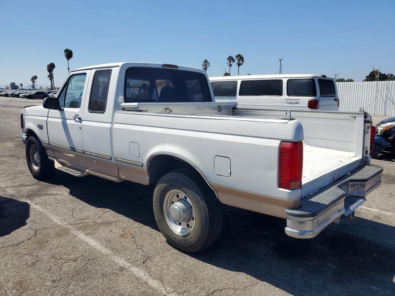 1997 Ford F250 White vin: 1FTHX25GXVEC01009