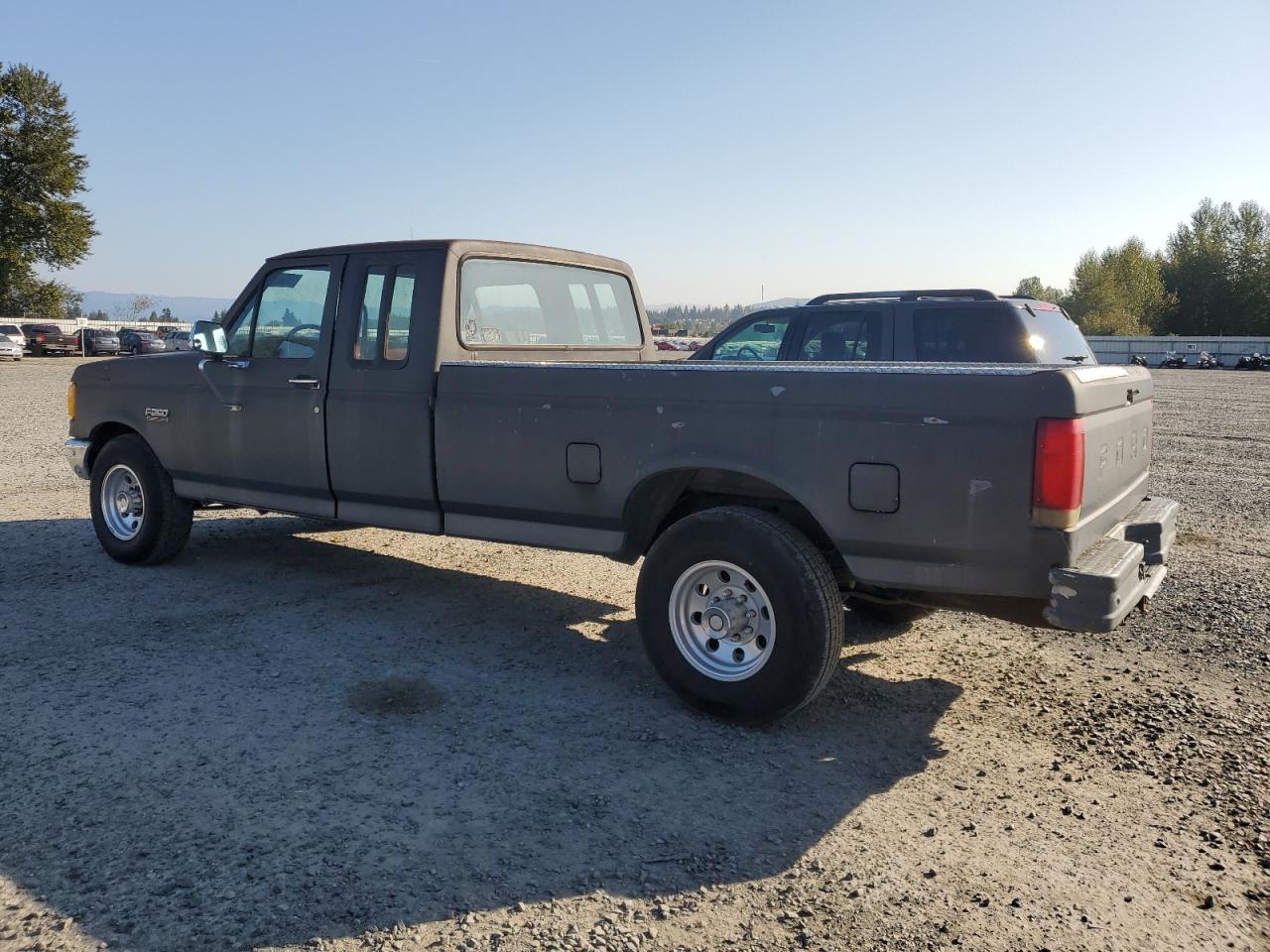 1987 Ford F250 Black vin: 1FTHX25H0HKA67089