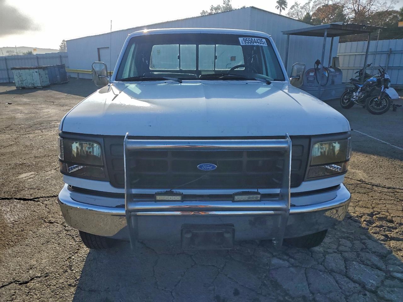 1993 Ford F250 White vin: 1FTHX25H5PKA41148