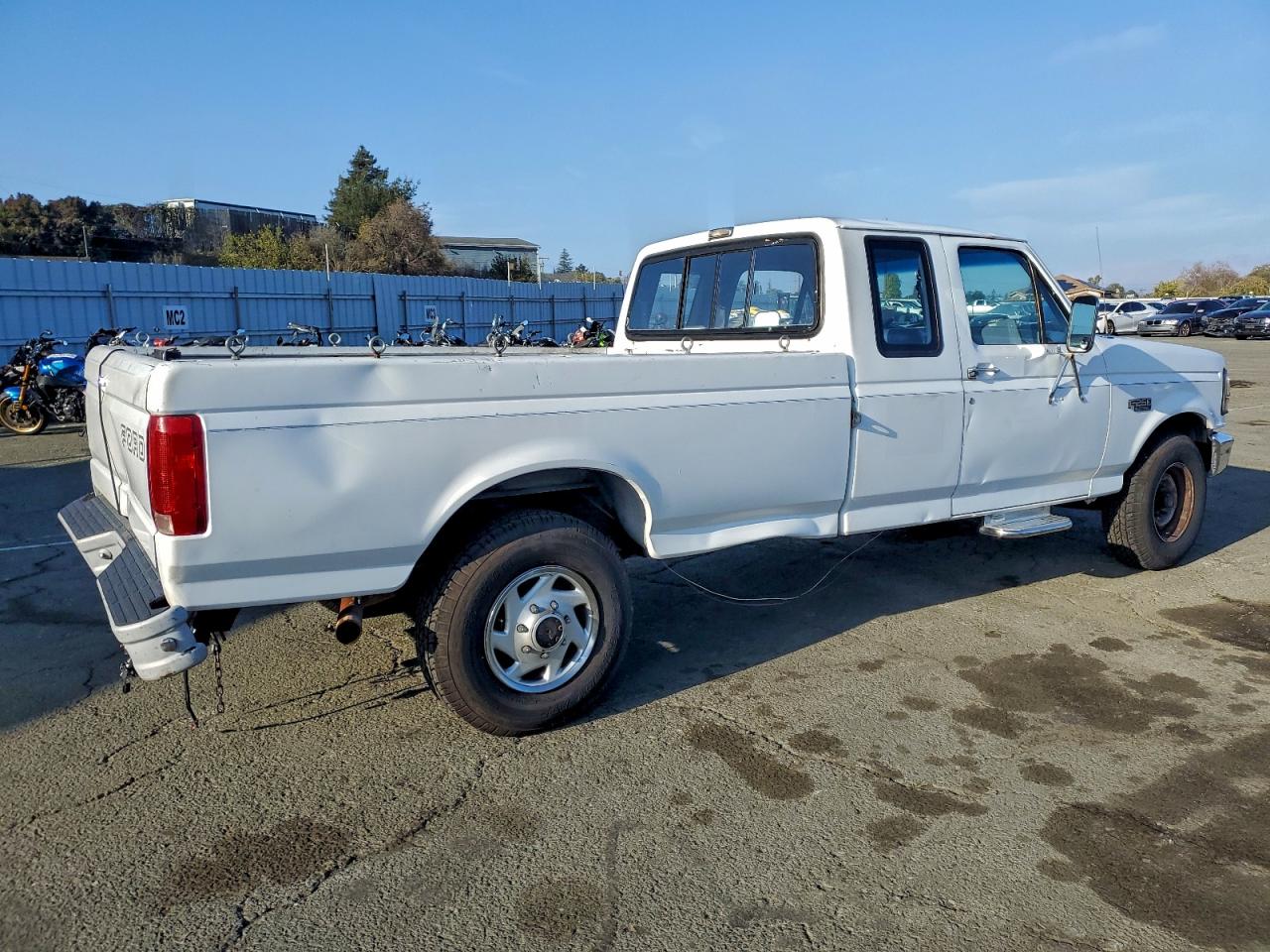 1993 Ford F250 White vin: 1FTHX25H5PKA41148