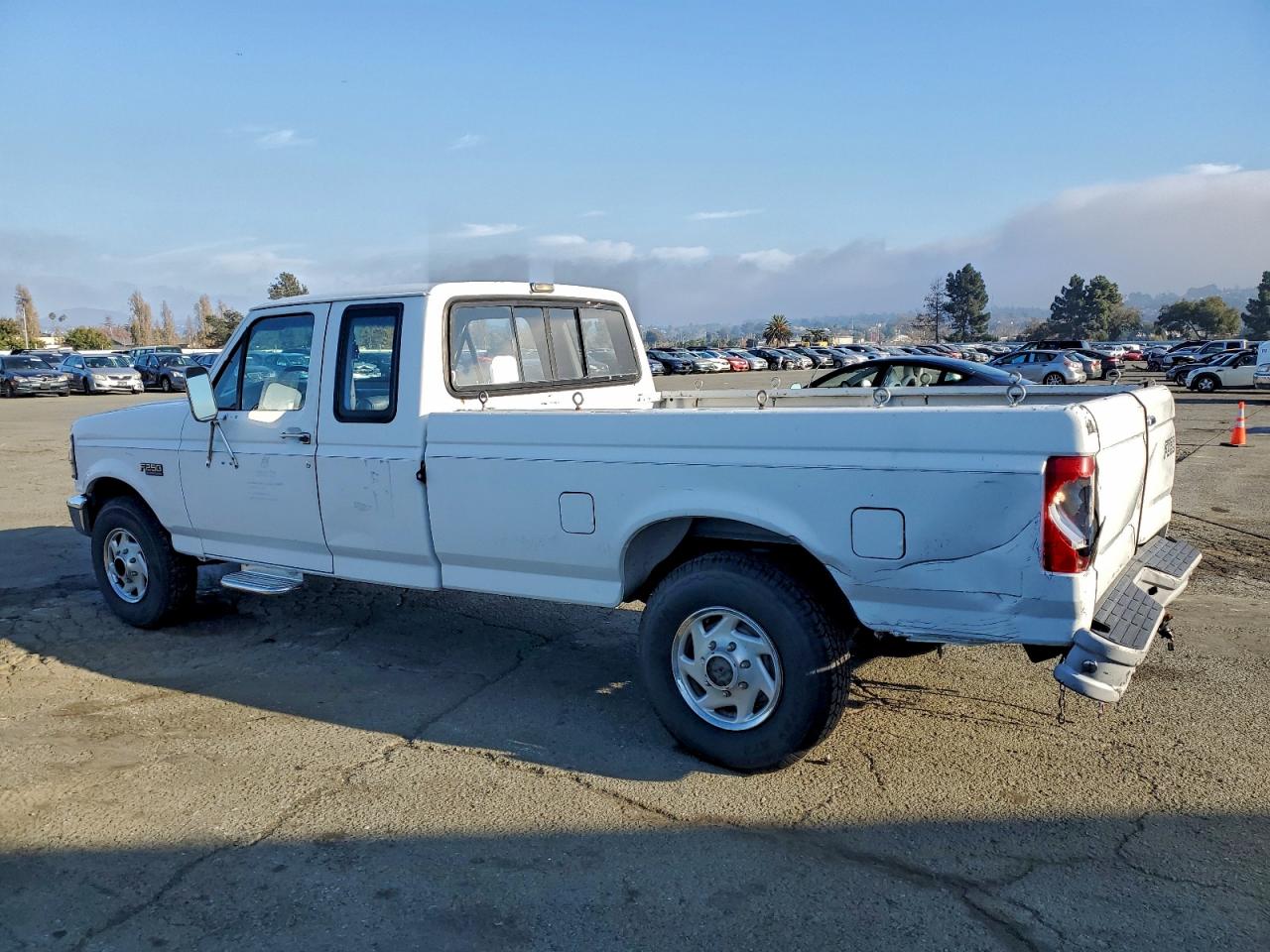 1993 Ford F250 White vin: 1FTHX25H5PKA41148