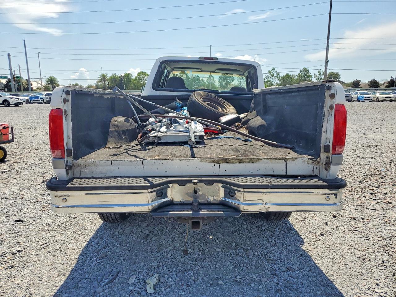 1997 Ford F250 White vin: 1FTHX25H5VEB77159
