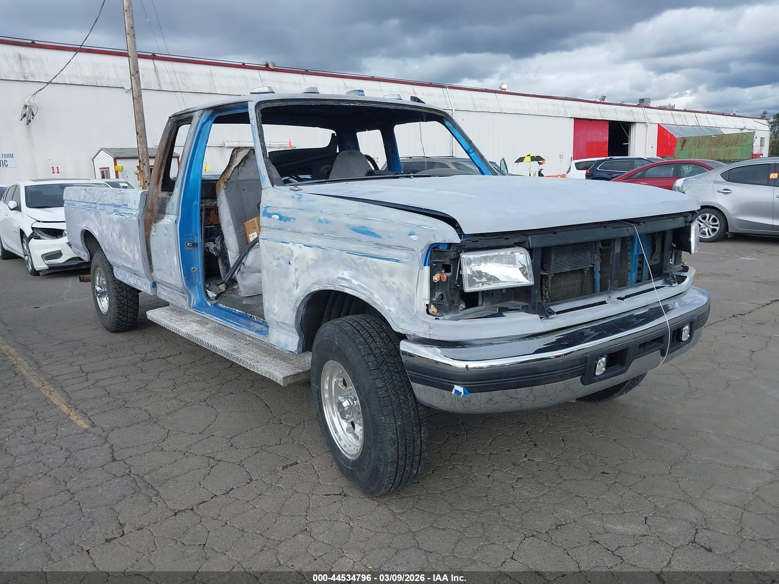 1993 Ford F250   Blue vin: 1FTHX25H6PKB48595