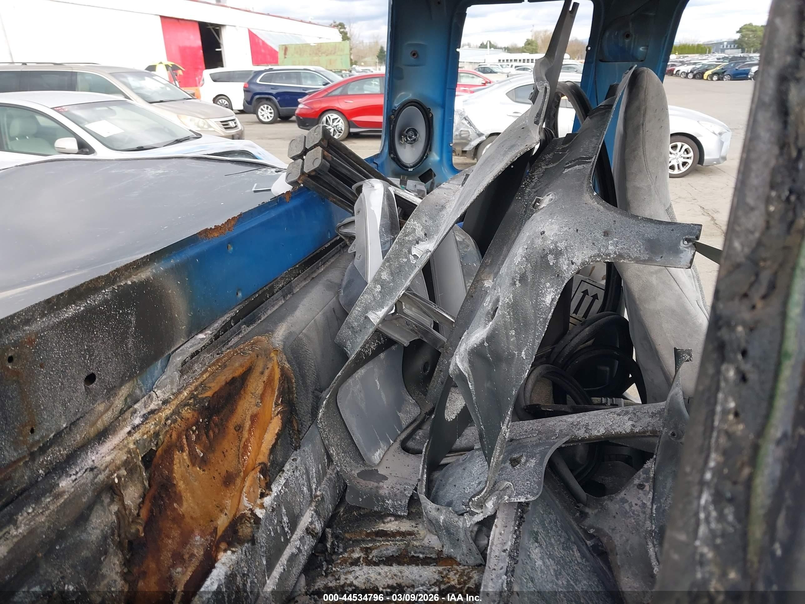1993 Ford F250   Blue vin: 1FTHX25H6PKB48595