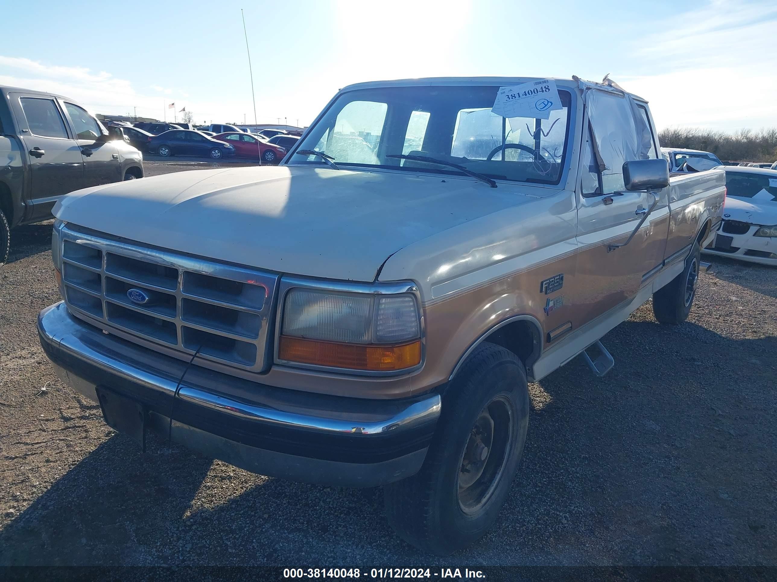1994 Ford F250   White vin: 1FTHX25H6RKC01430