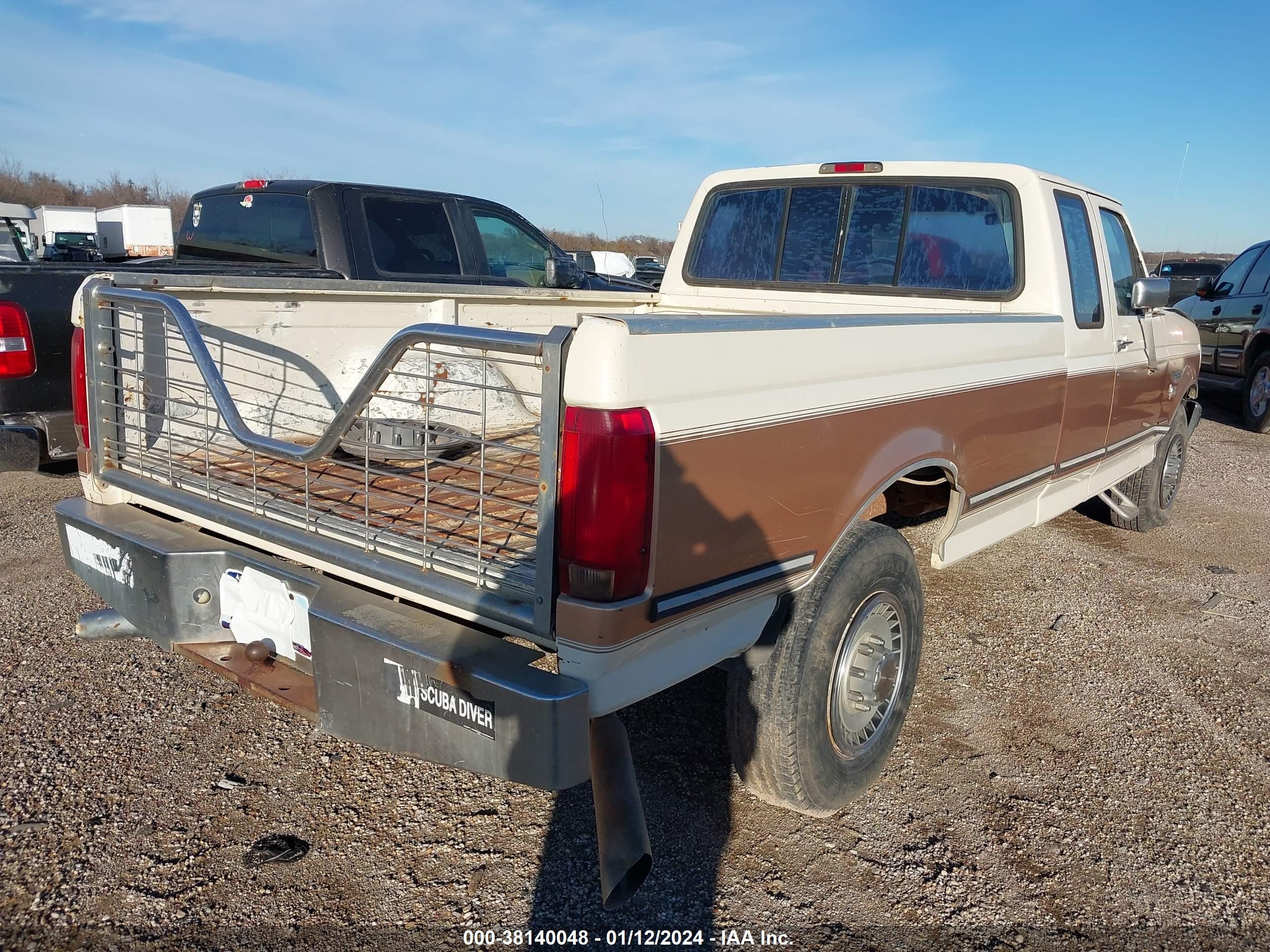 1994 Ford F250   White vin: 1FTHX25H6RKC01430