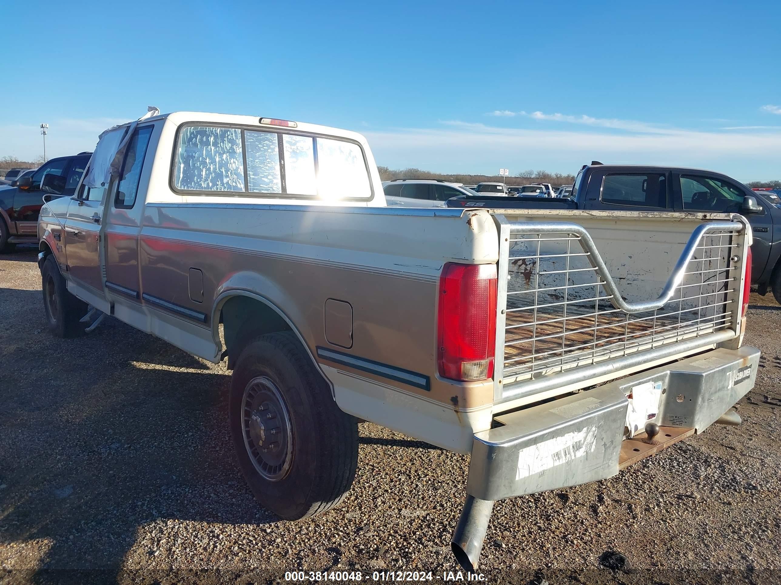 1994 Ford F250   White vin: 1FTHX25H6RKC01430