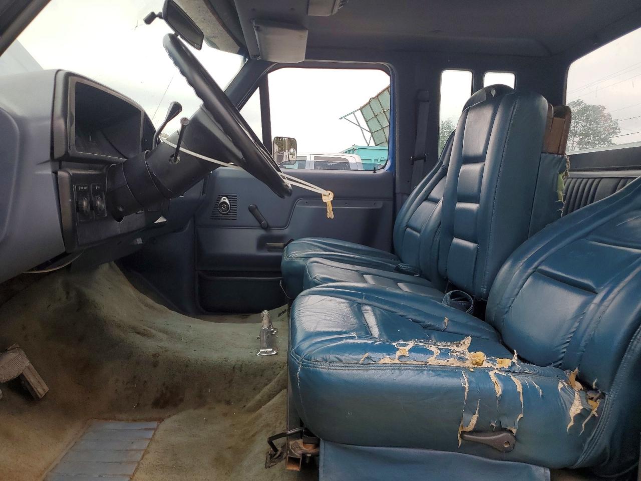 1990 Ford F250 Blue vin: 1FTHX25H7LKA02345
