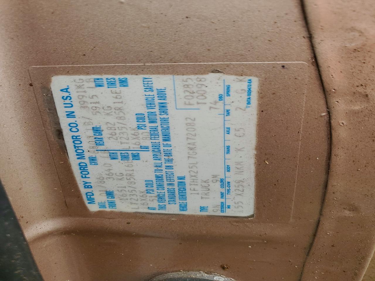 1986 Ford F250 Tan vin: 1FTHX25L7GKA72082