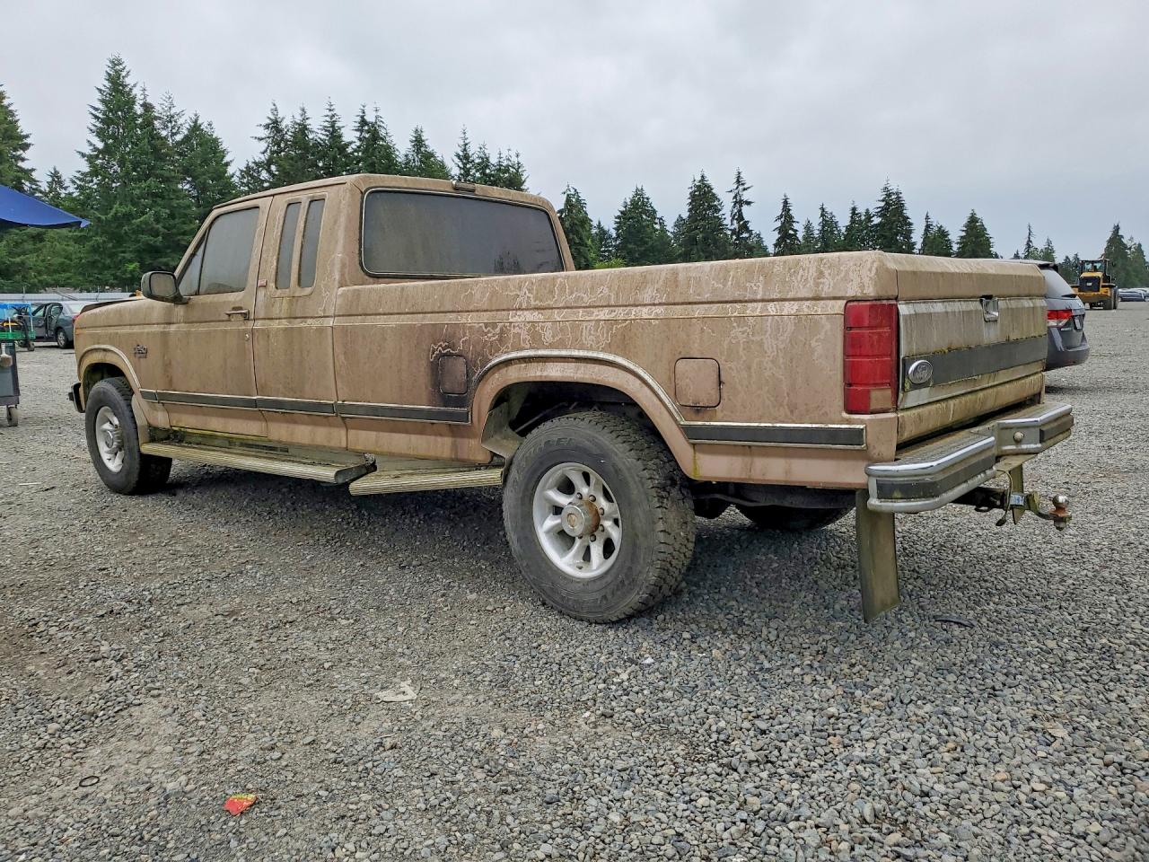 1986 Ford F250 Tan vin: 1FTHX25L7GKA72082