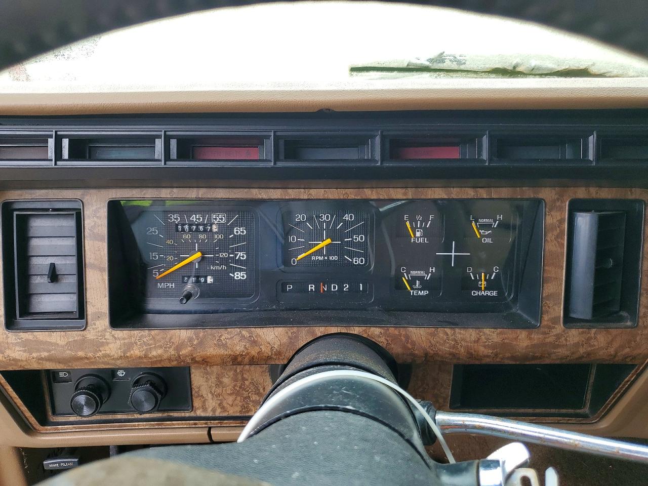 1986 Ford F250 Tan vin: 1FTHX25L7GKA72082