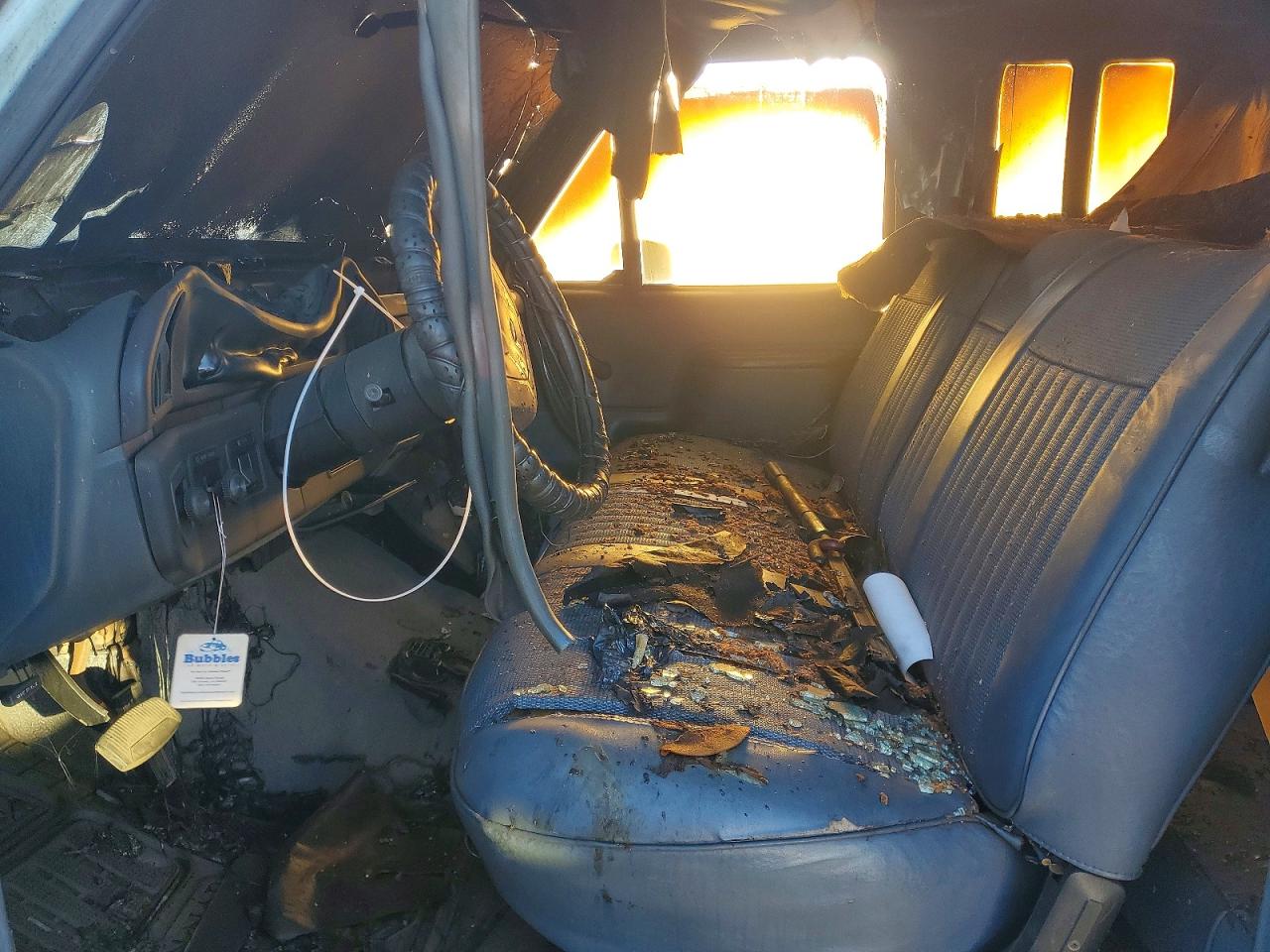 1987 Ford F250 Blue vin: 1FTHX25L8HKB22621
