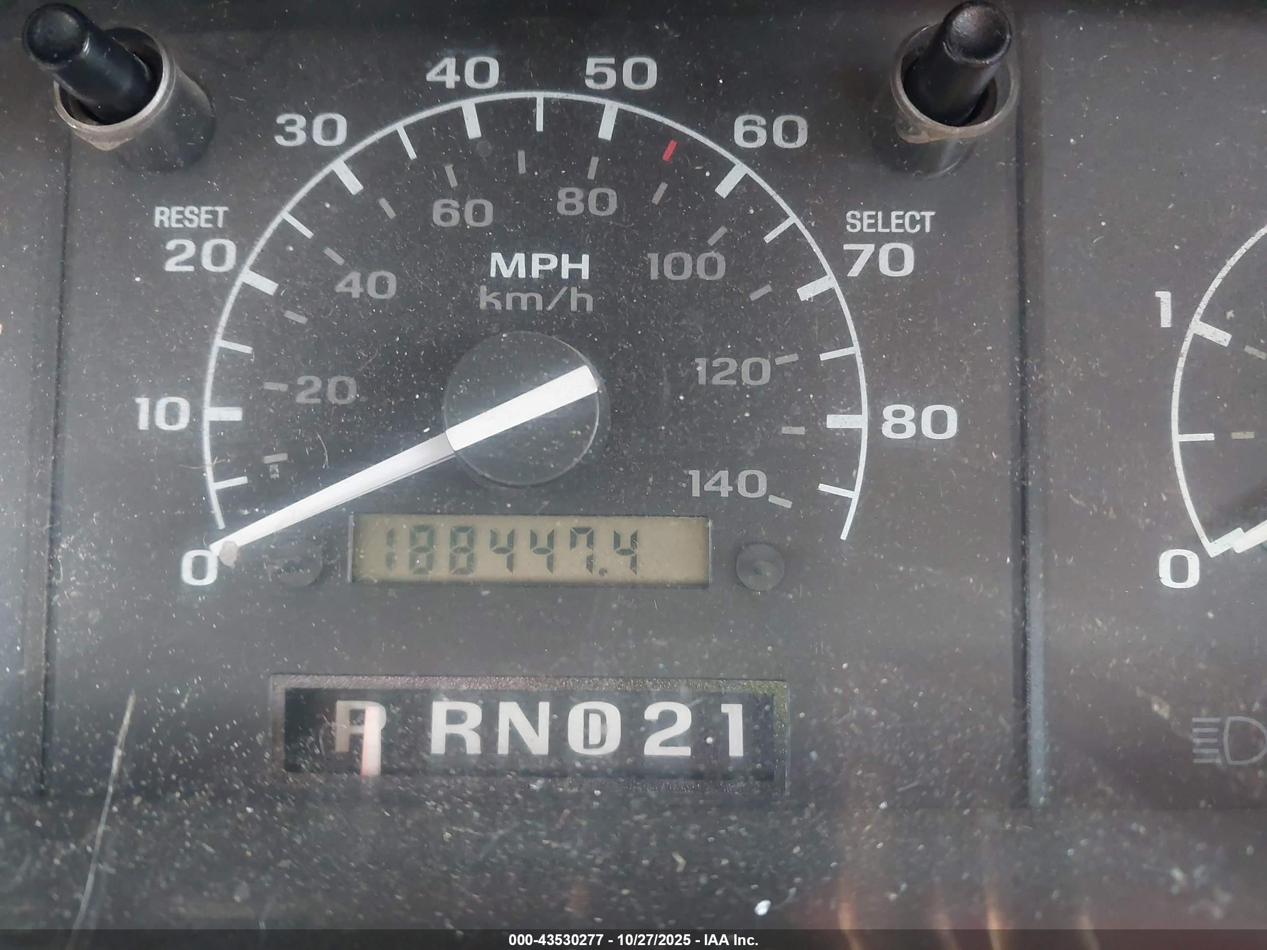 1993 Ford F250   White vin: 1FTHX25M5PKA08597