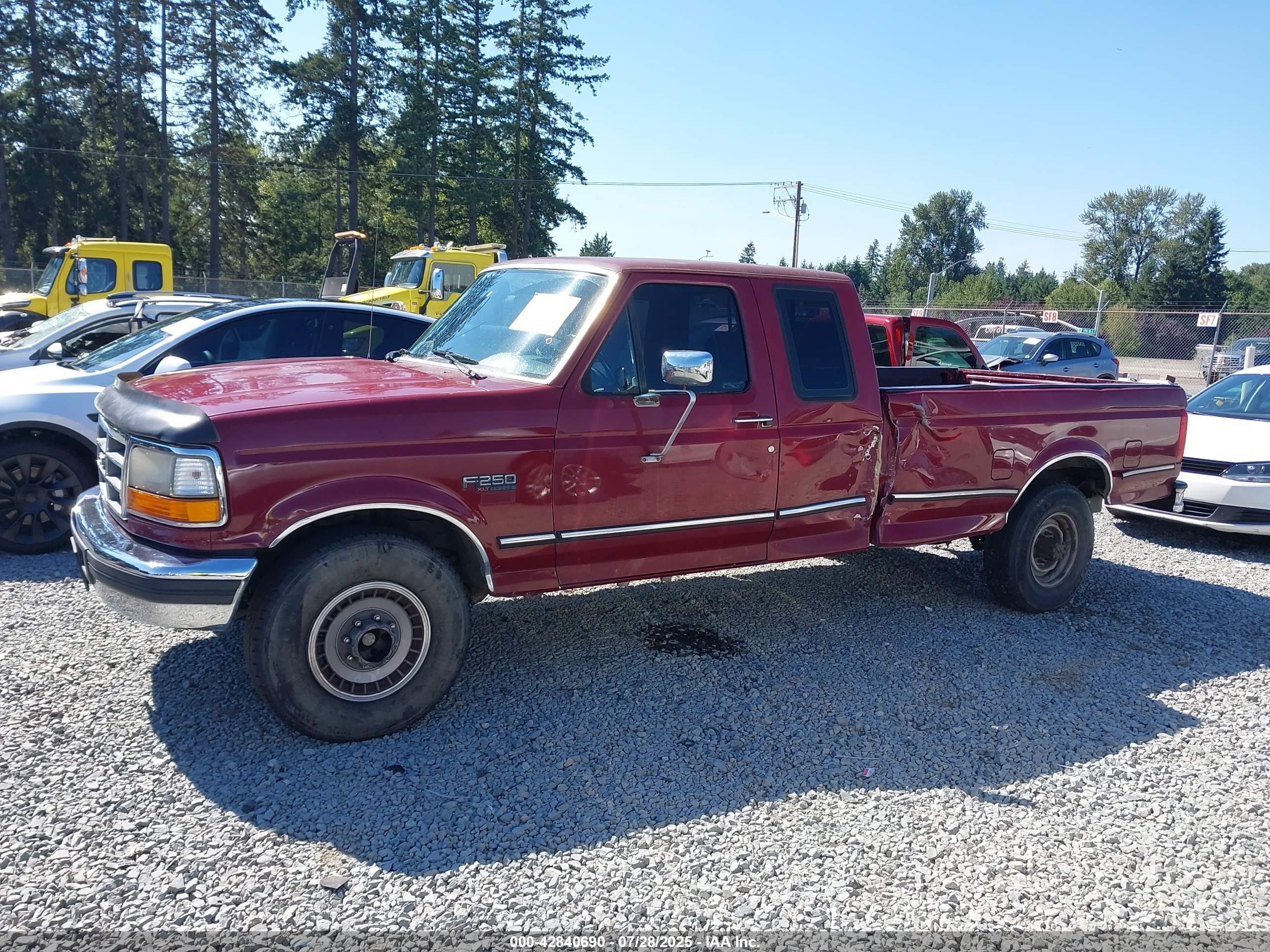 1993 Ford F250   Red vin: 1FTHX25M6PKA24095