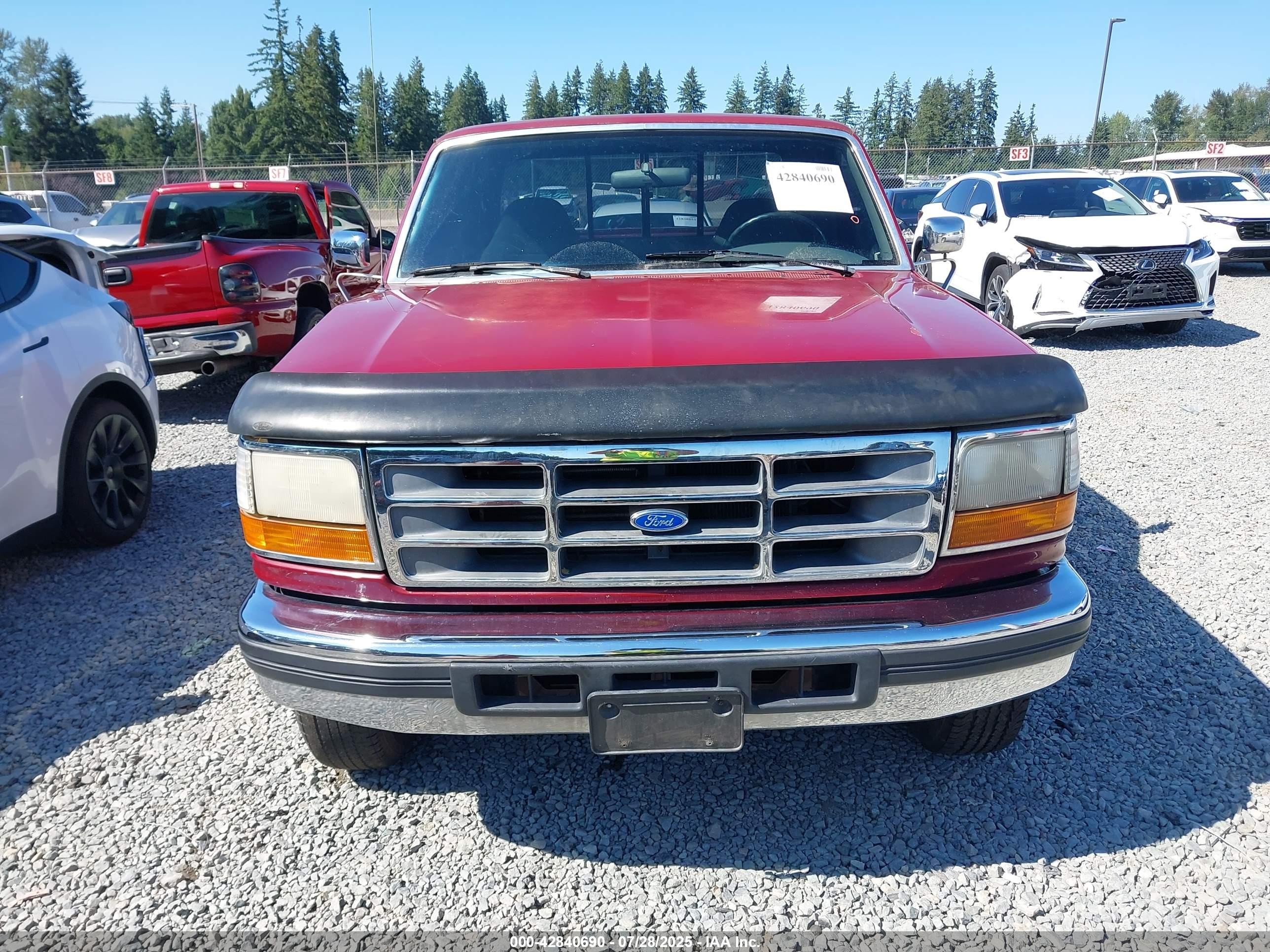 1993 Ford F250   Red vin: 1FTHX25M6PKA24095