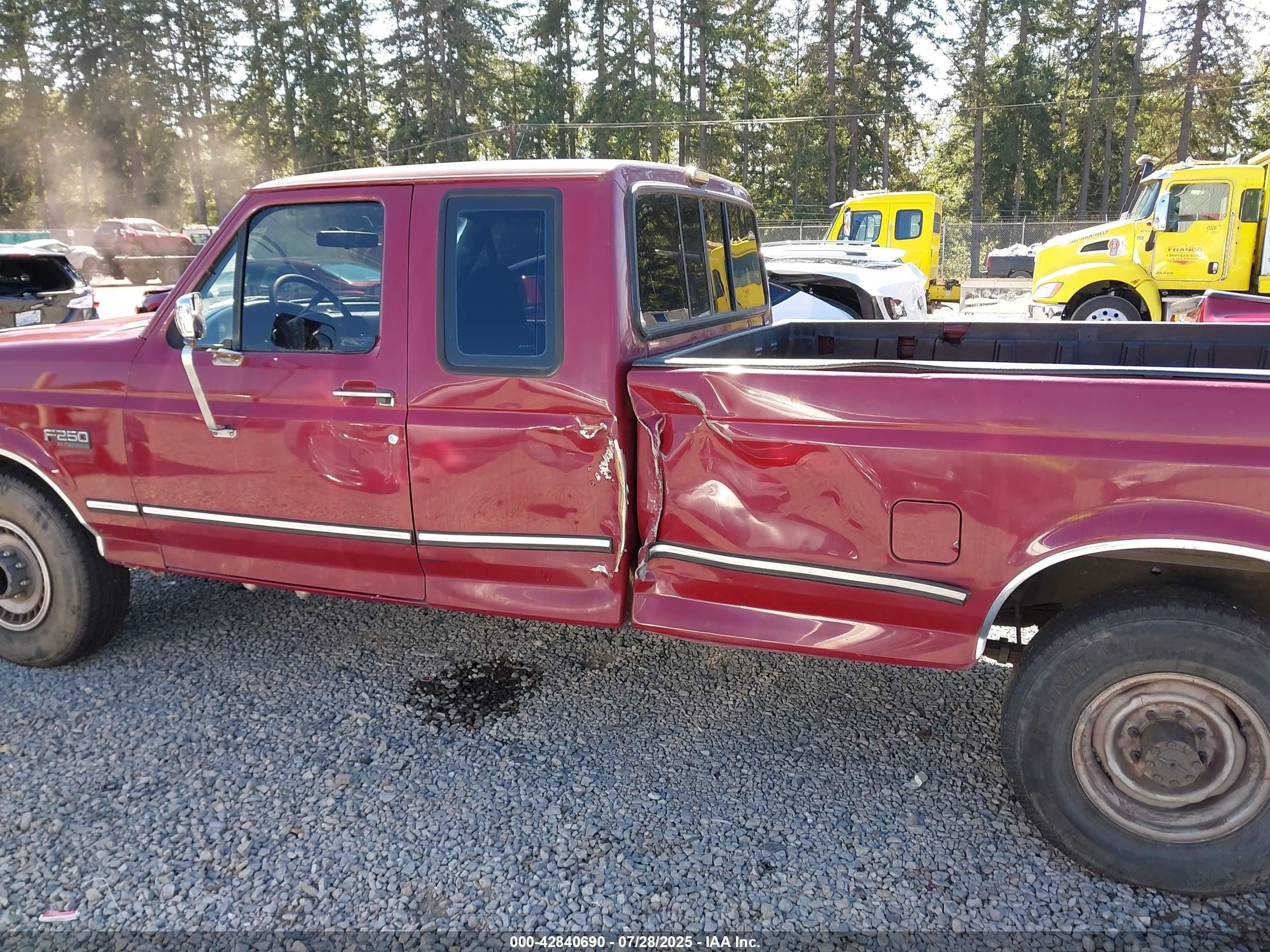 1993 Ford F250   Red vin: 1FTHX25M6PKA24095