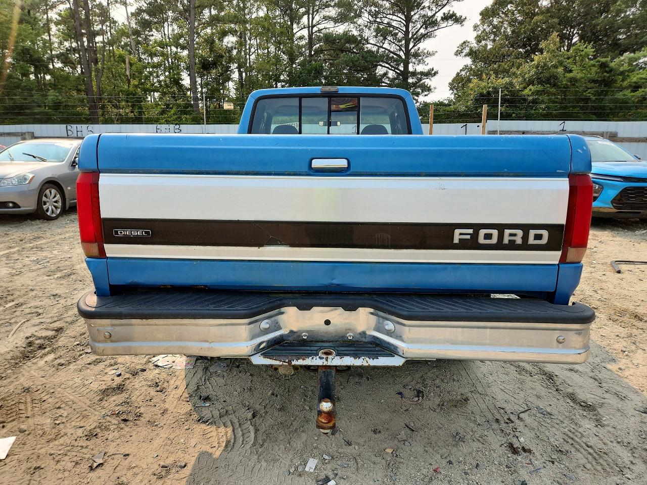 1993 Ford F250 Blue vin: 1FTHX25M9PKB14924