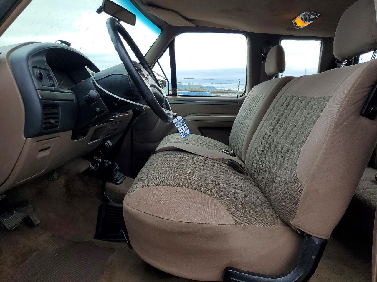 1993 Ford F250 Tan vin: 1FTHX26C1PKB81166