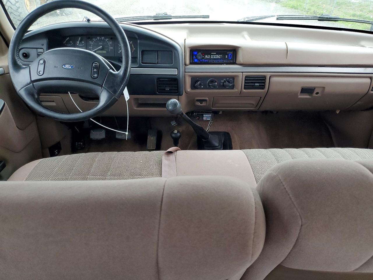 1993 Ford F250 Tan vin: 1FTHX26C1PKB81166