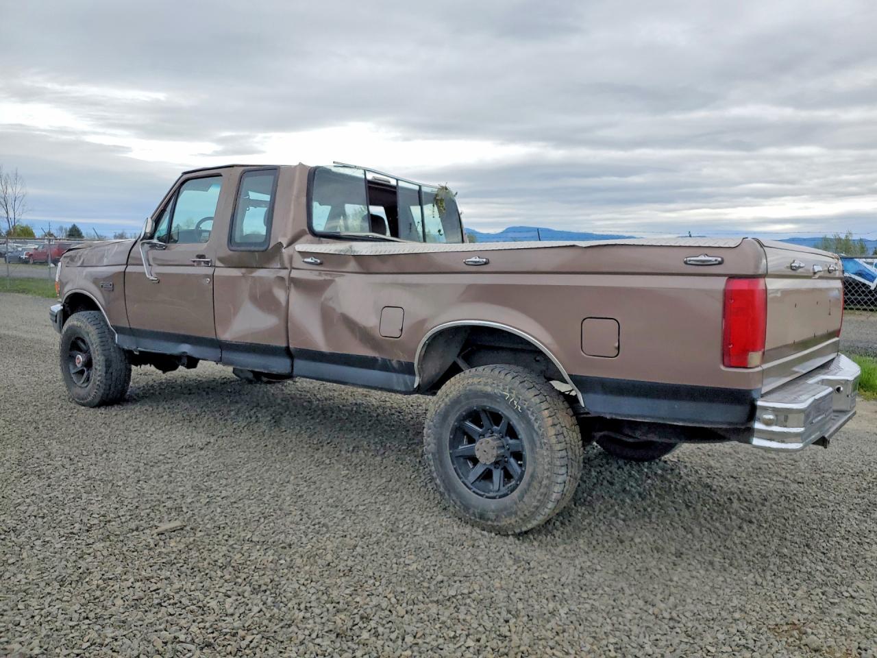 1993 Ford F250 Tan vin: 1FTHX26C1PKB81166