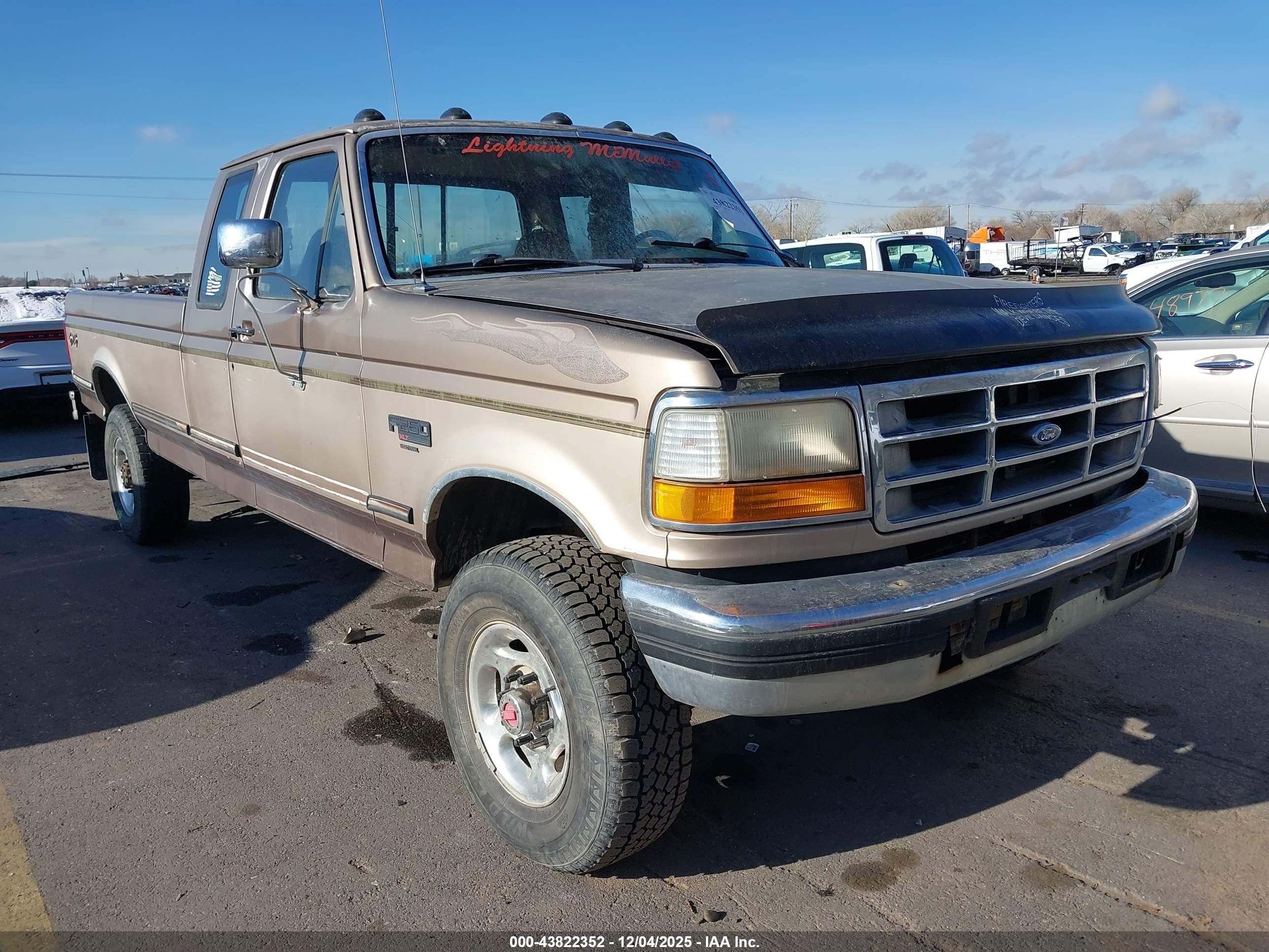 1993 Ford F250   Gold vin: 1FTHX26C8PKB92827