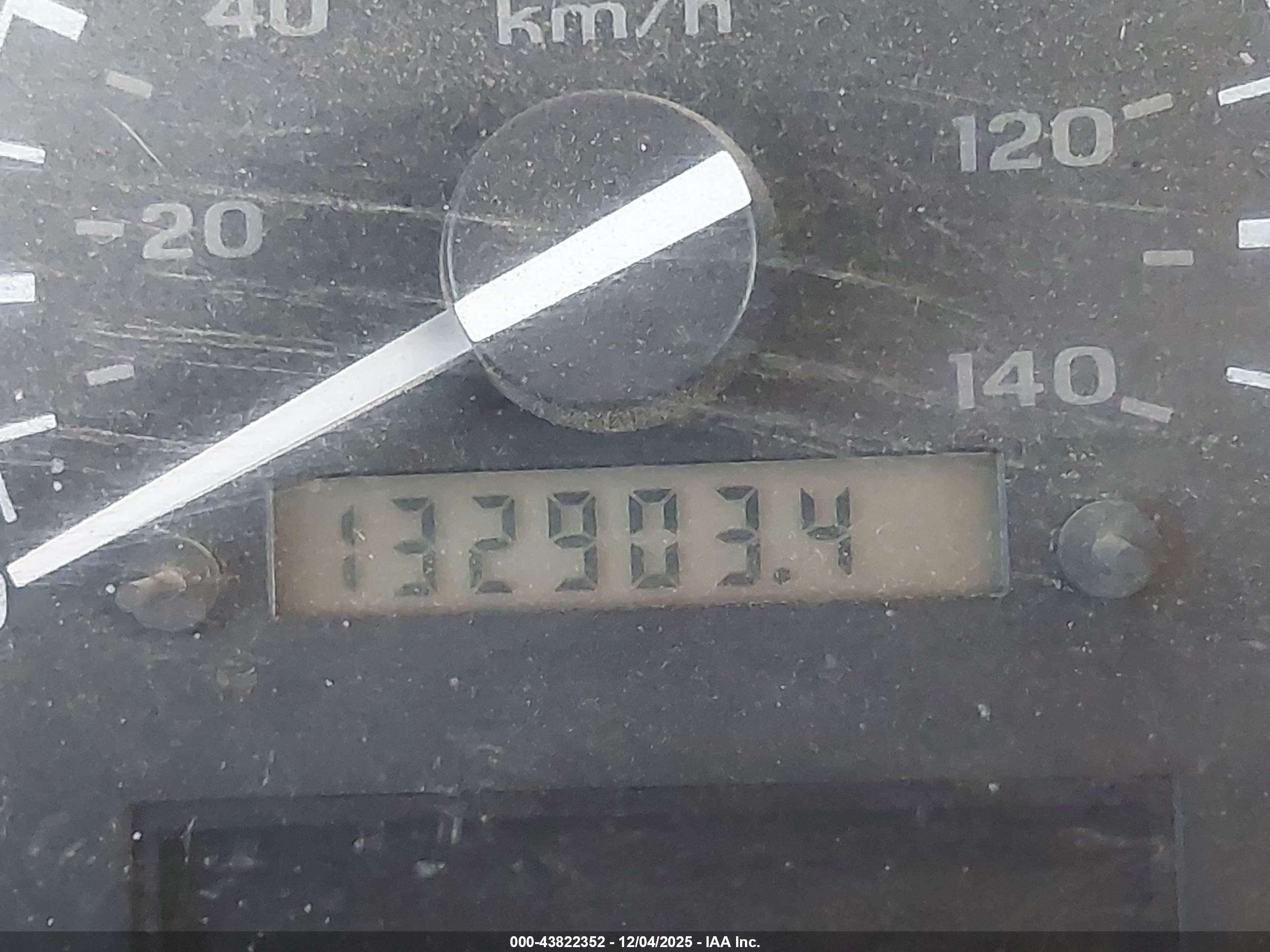 1993 Ford F250   Gold vin: 1FTHX26C8PKB92827