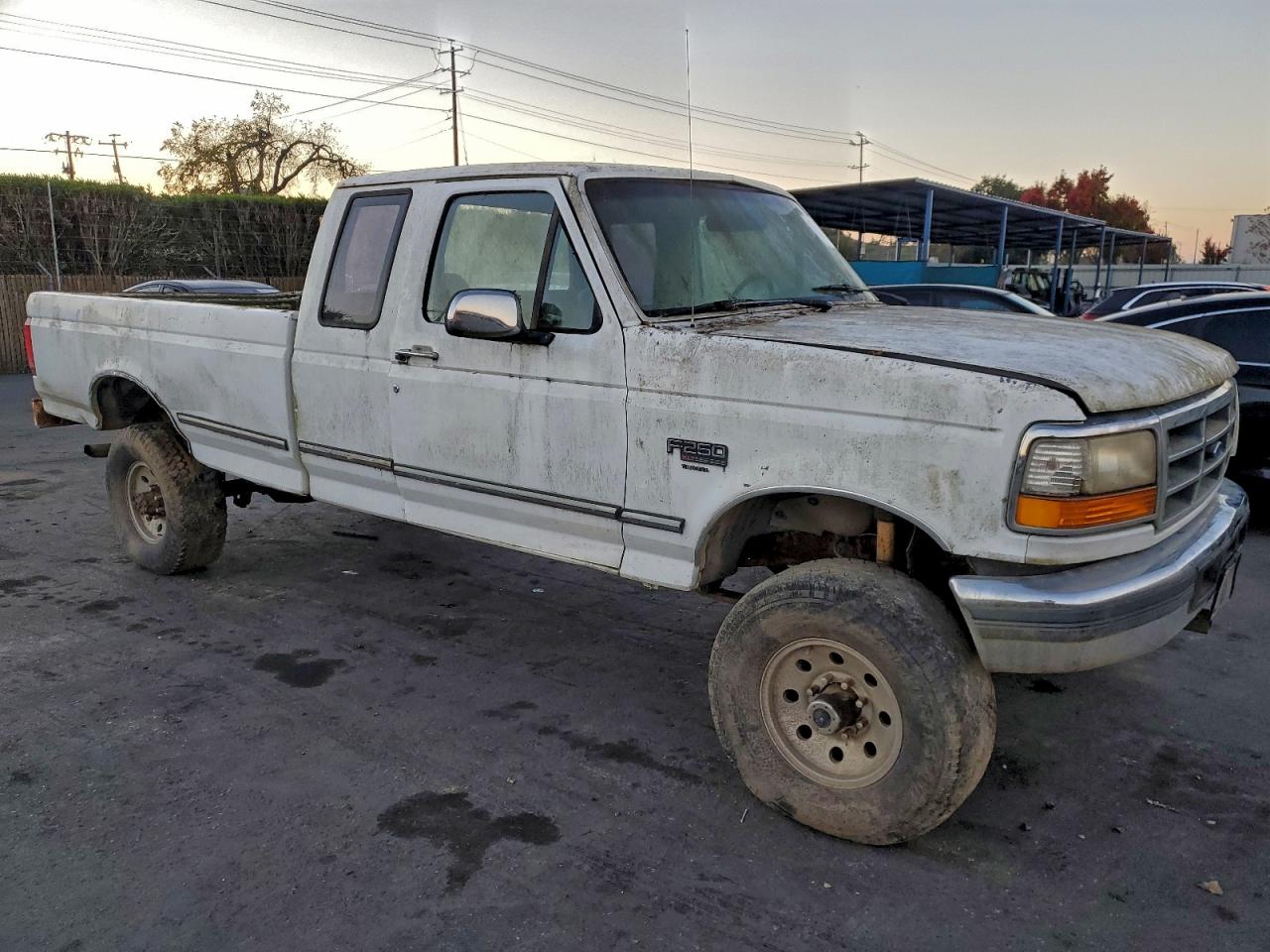 1993 Ford F250 White vin: 1FTHX26C8PKB98952