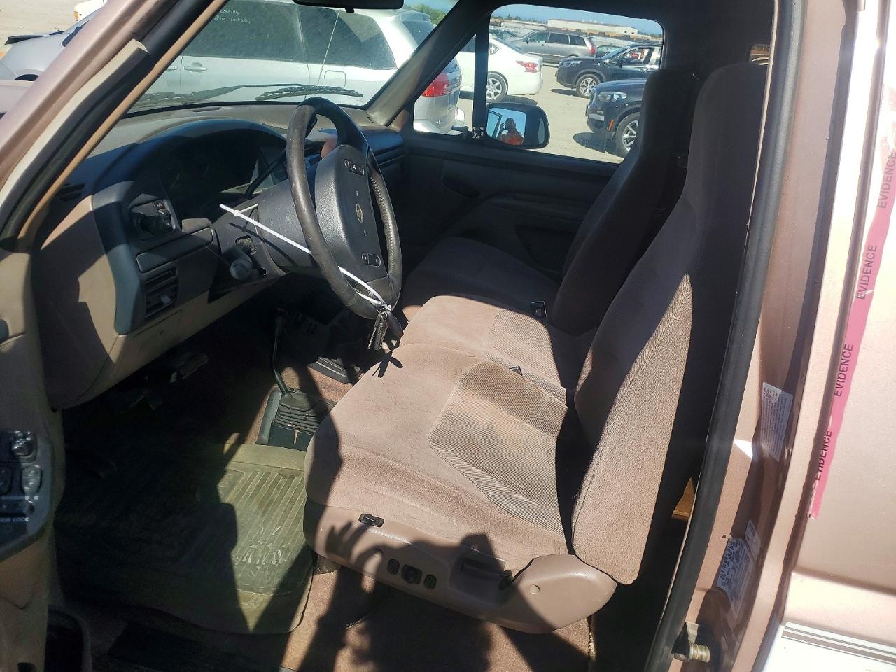 1997 Ford F250 Two Tone vin: 1FTHX26F0VEA09197