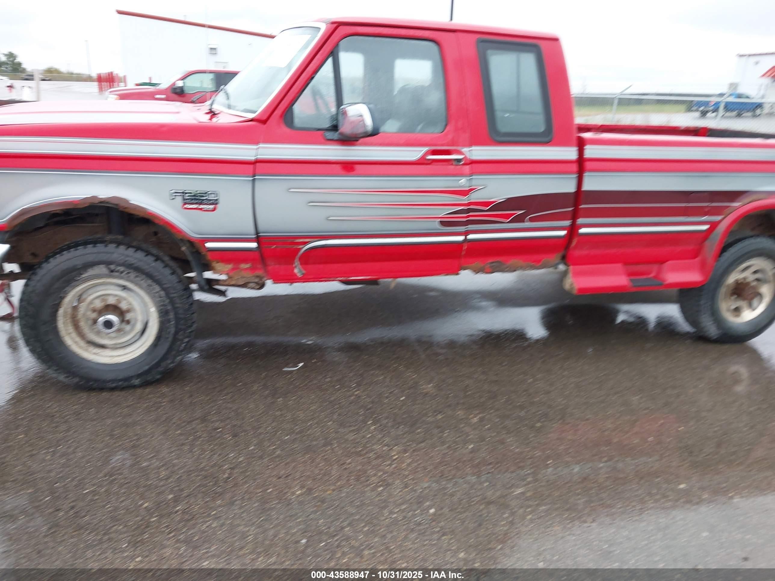 1997 Ford F250   Red vin: 1FTHX26F0VEB61528