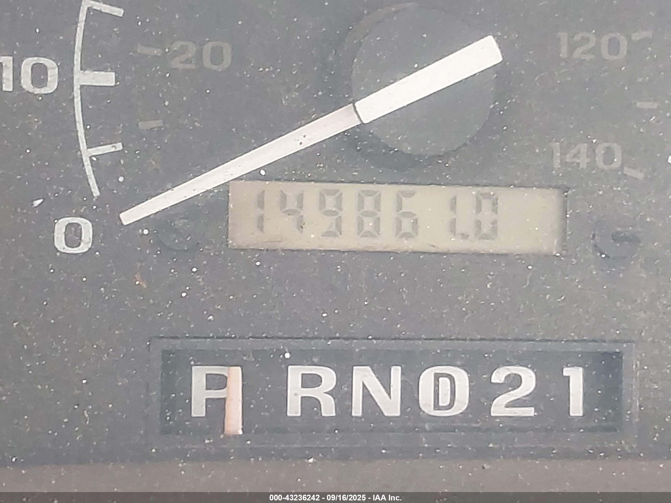 1996 Ford F250   White vin: 1FTHX26F1TEB38157