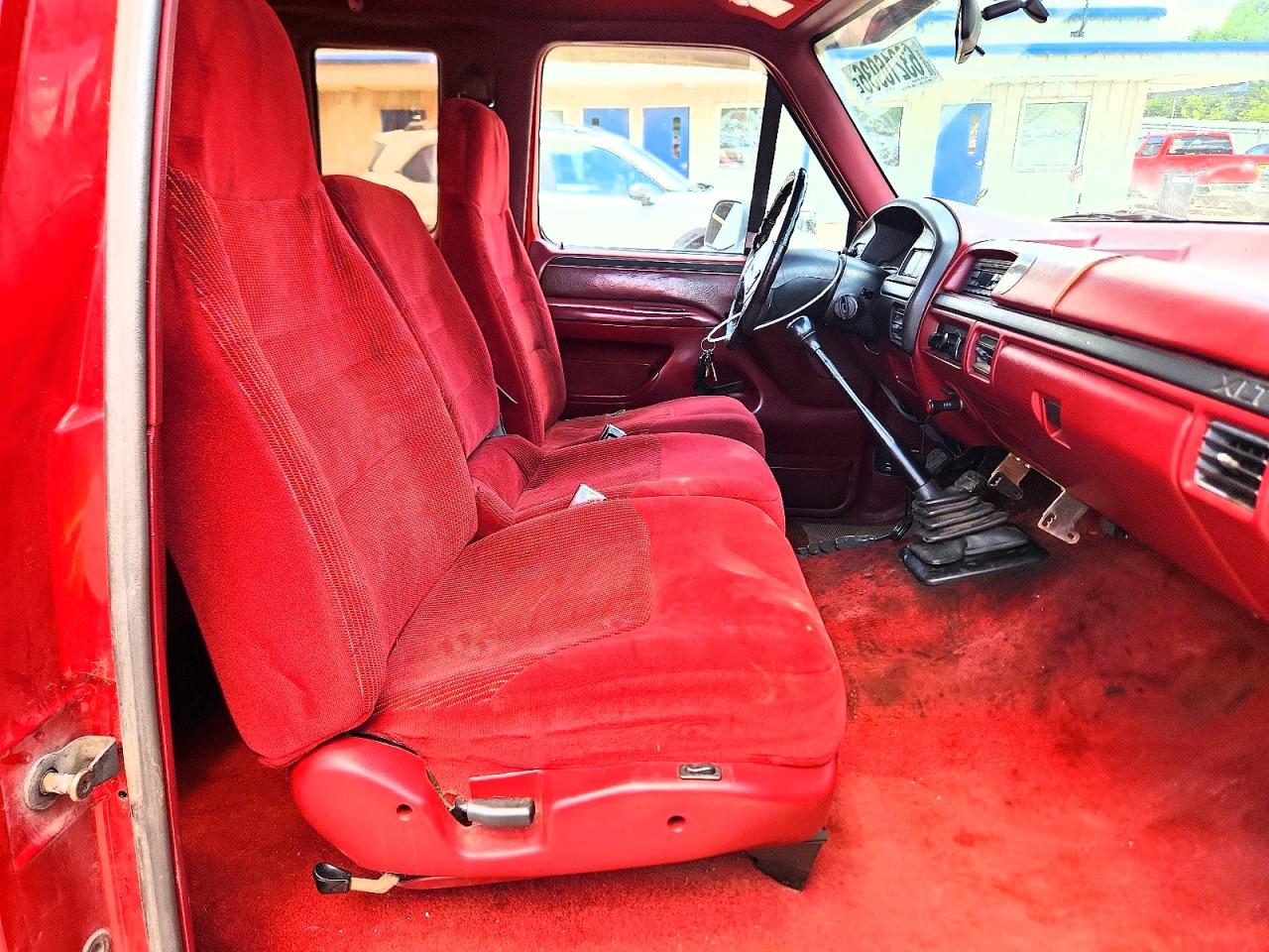 1997 Ford F250 Red vin: 1FTHX26F3VEB96287