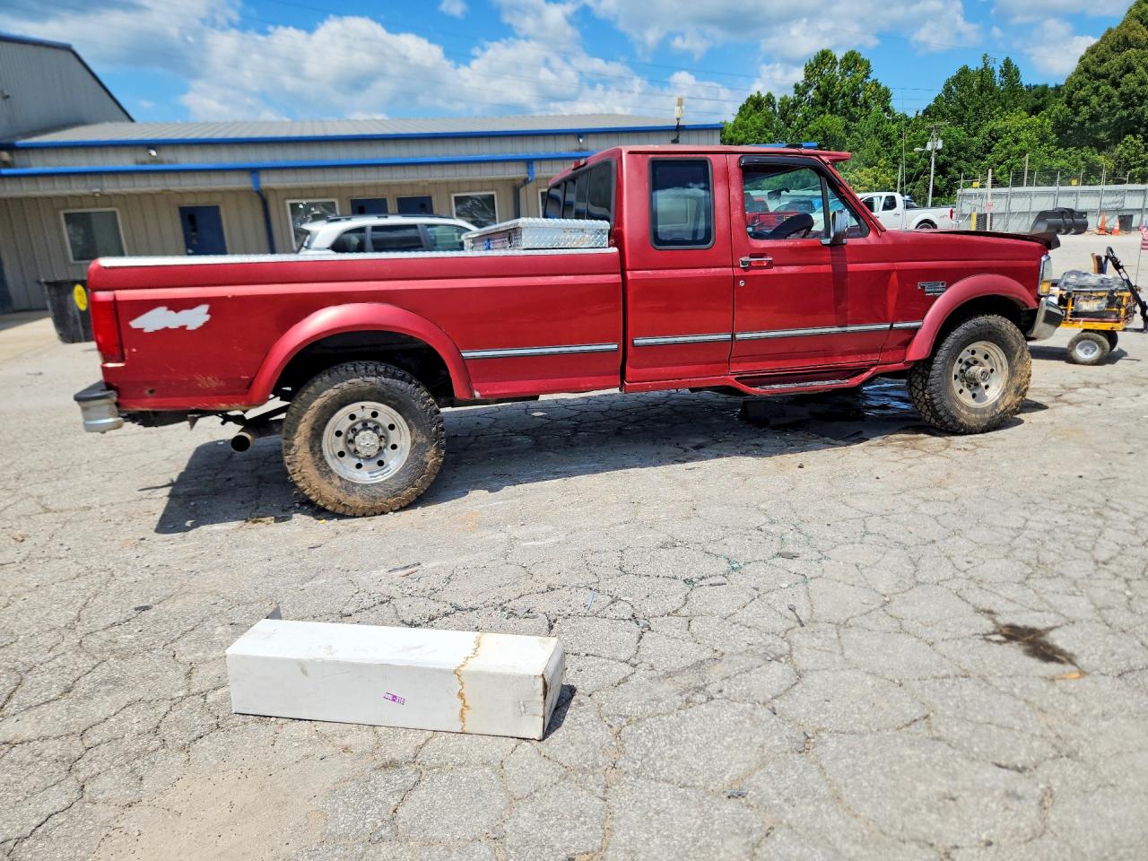 1997 Ford F250 Red vin: 1FTHX26F3VEB96287