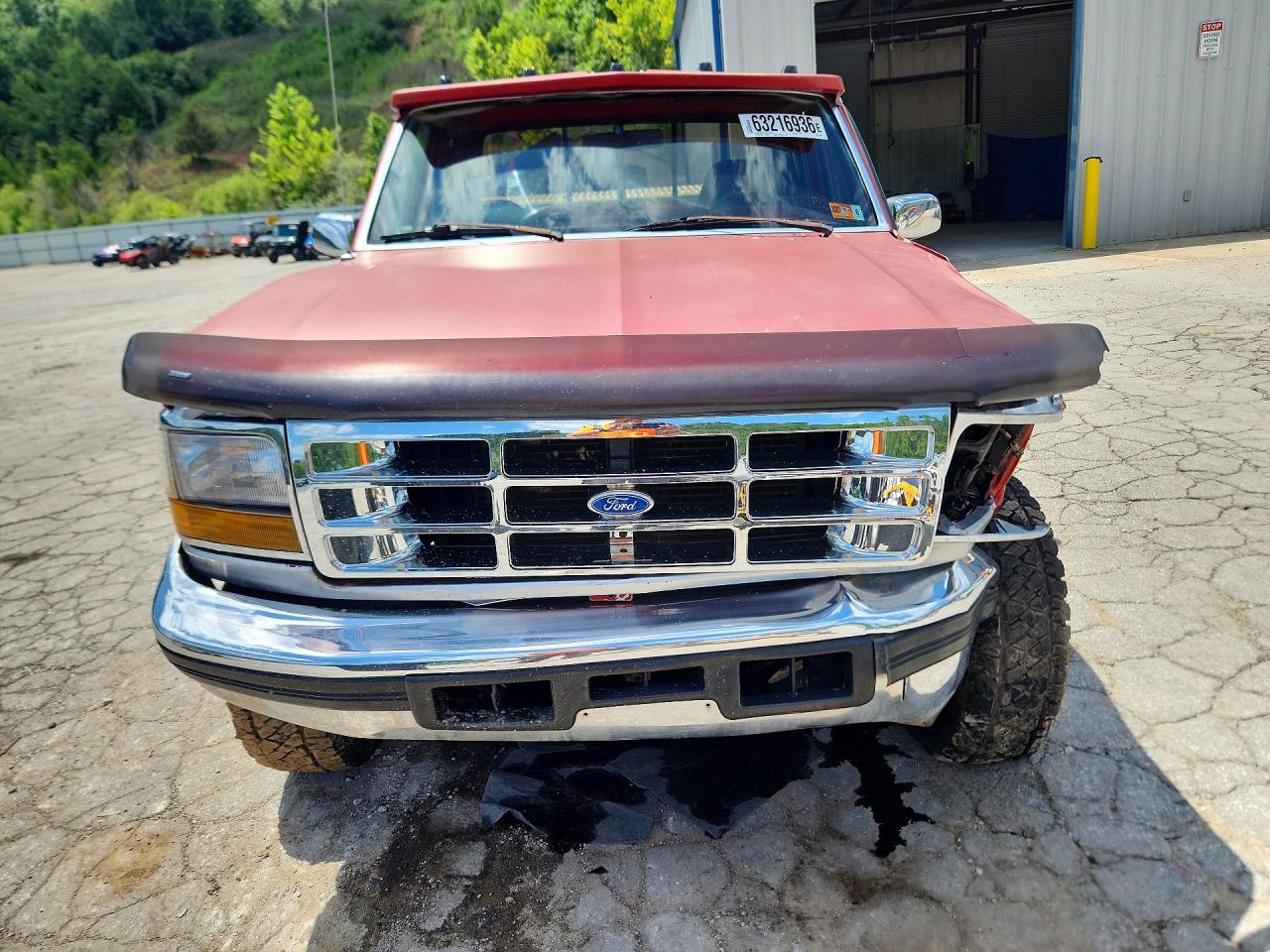 1997 Ford F250 Red vin: 1FTHX26F3VEB96287