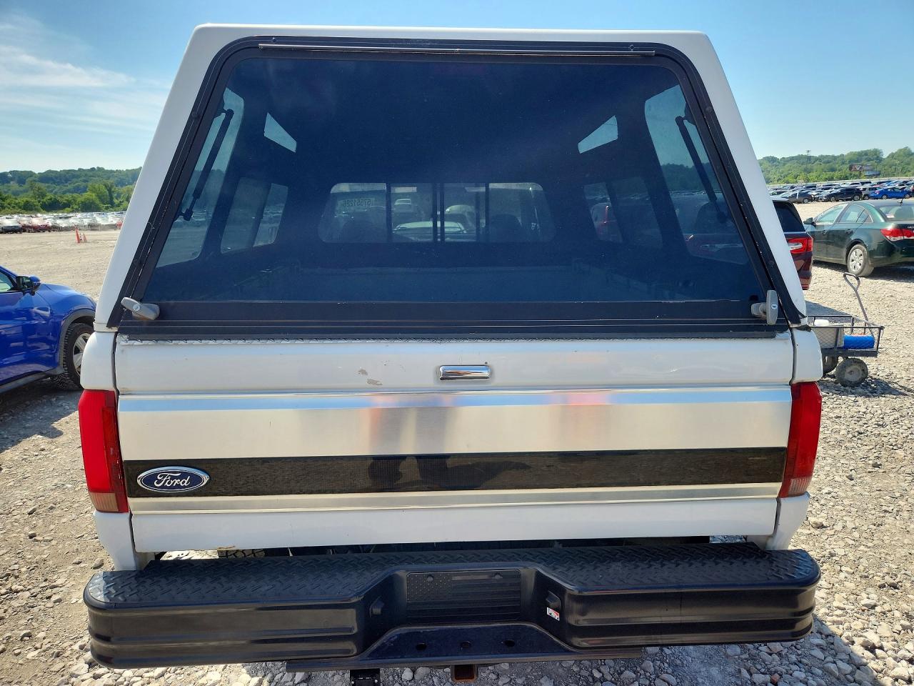 1996 Ford F250 White vin: 1FTHX26F5TEB41093