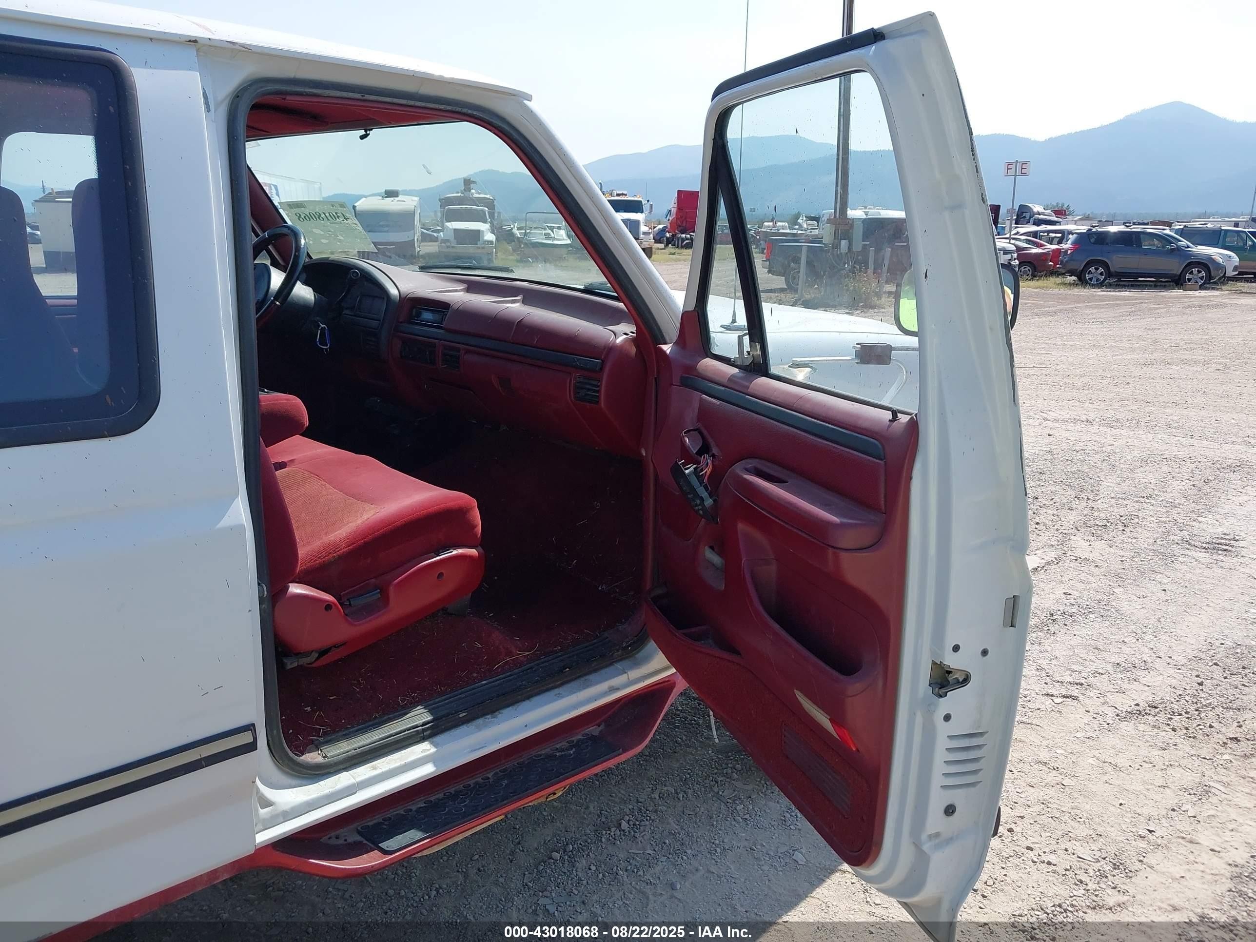 1997 Ford F-250 Xl White vin: 1FTHX26F5VEB38357