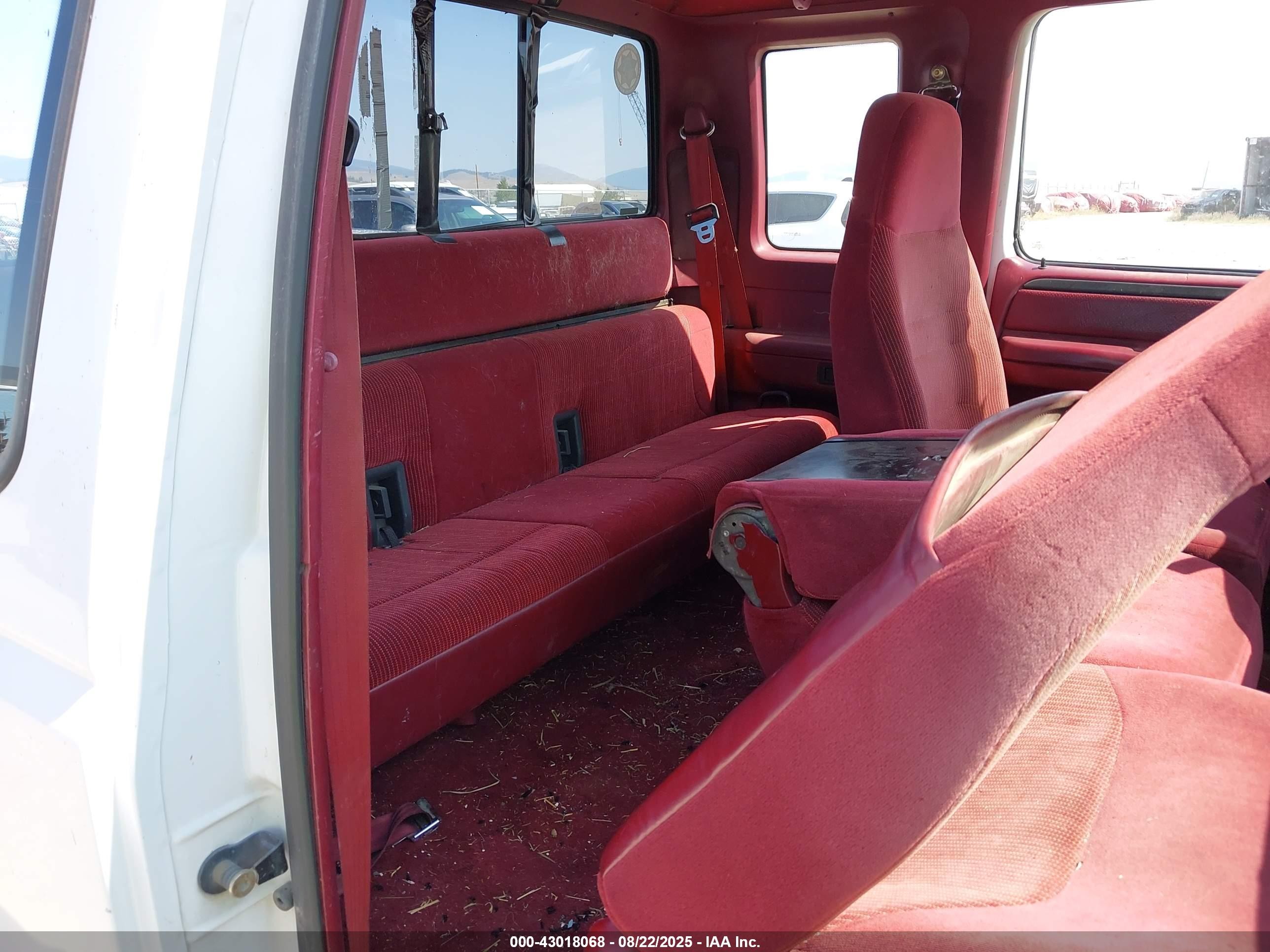 1997 Ford F-250 Xl White vin: 1FTHX26F5VEB38357