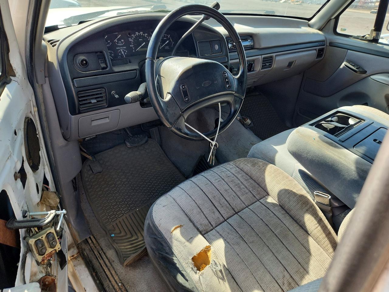 1997 Ford F250 White vin: 1FTHX26F7VEB52857