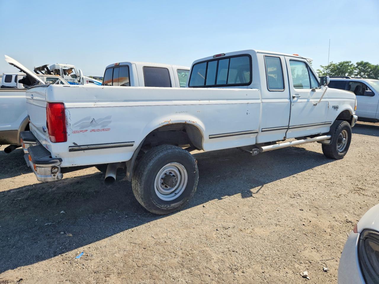 1997 Ford F250 White vin: 1FTHX26F7VEB52857