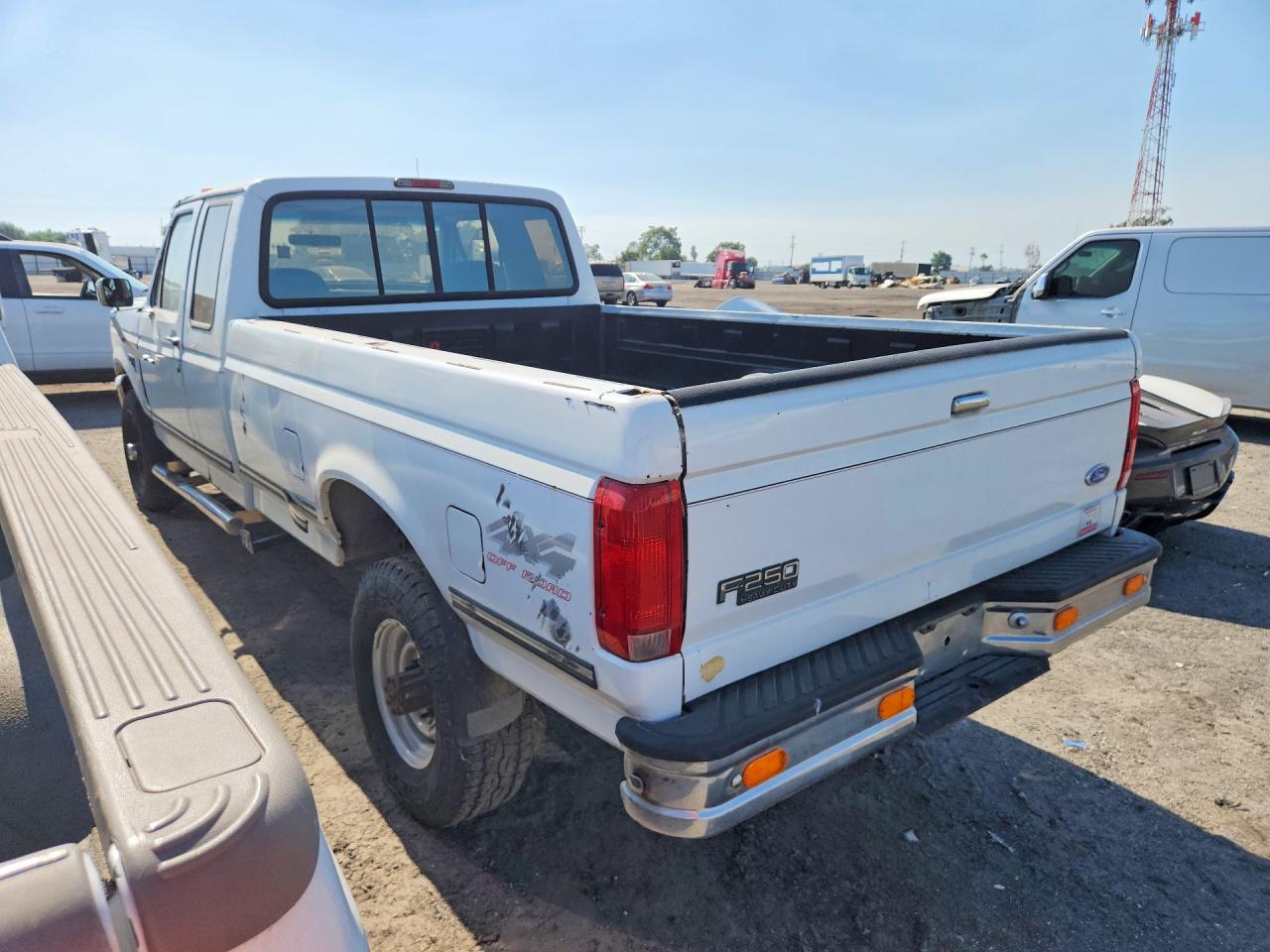 1997 Ford F250 White vin: 1FTHX26F7VEB52857