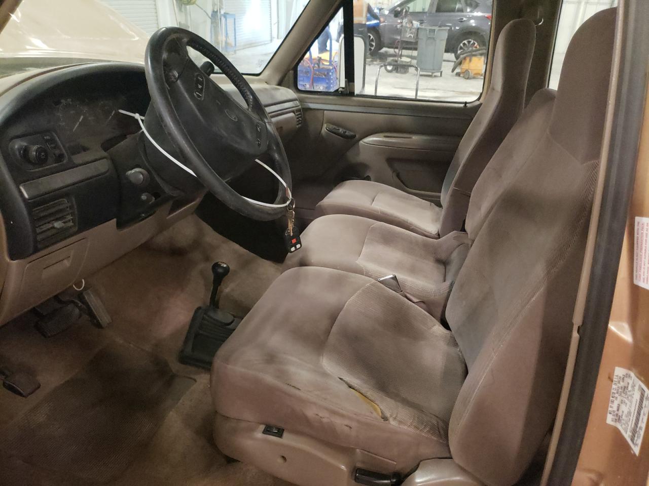 1995 Ford F250 Tan vin: 1FTHX26F9SKB20683