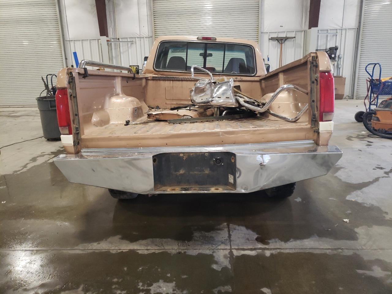 1995 Ford F250 Tan vin: 1FTHX26F9SKB20683