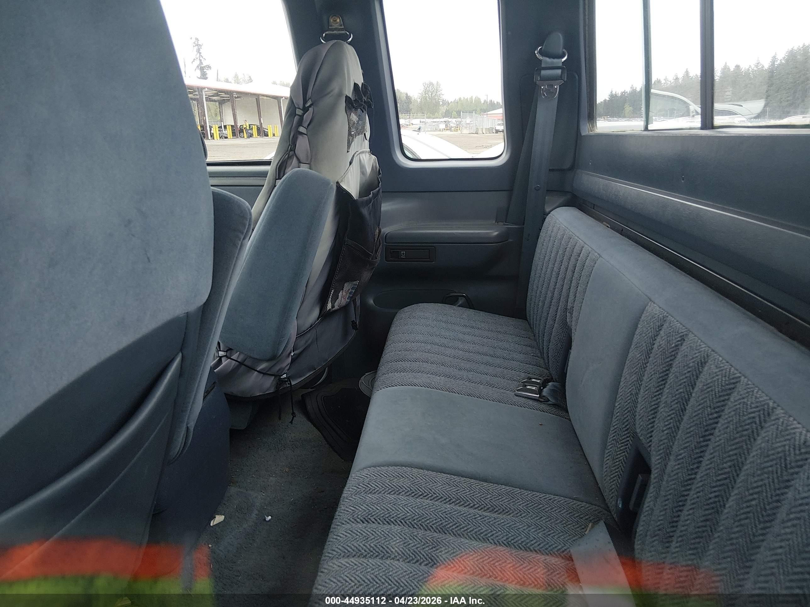 1993 Ford F250   White vin: 1FTHX26G3PKB96108