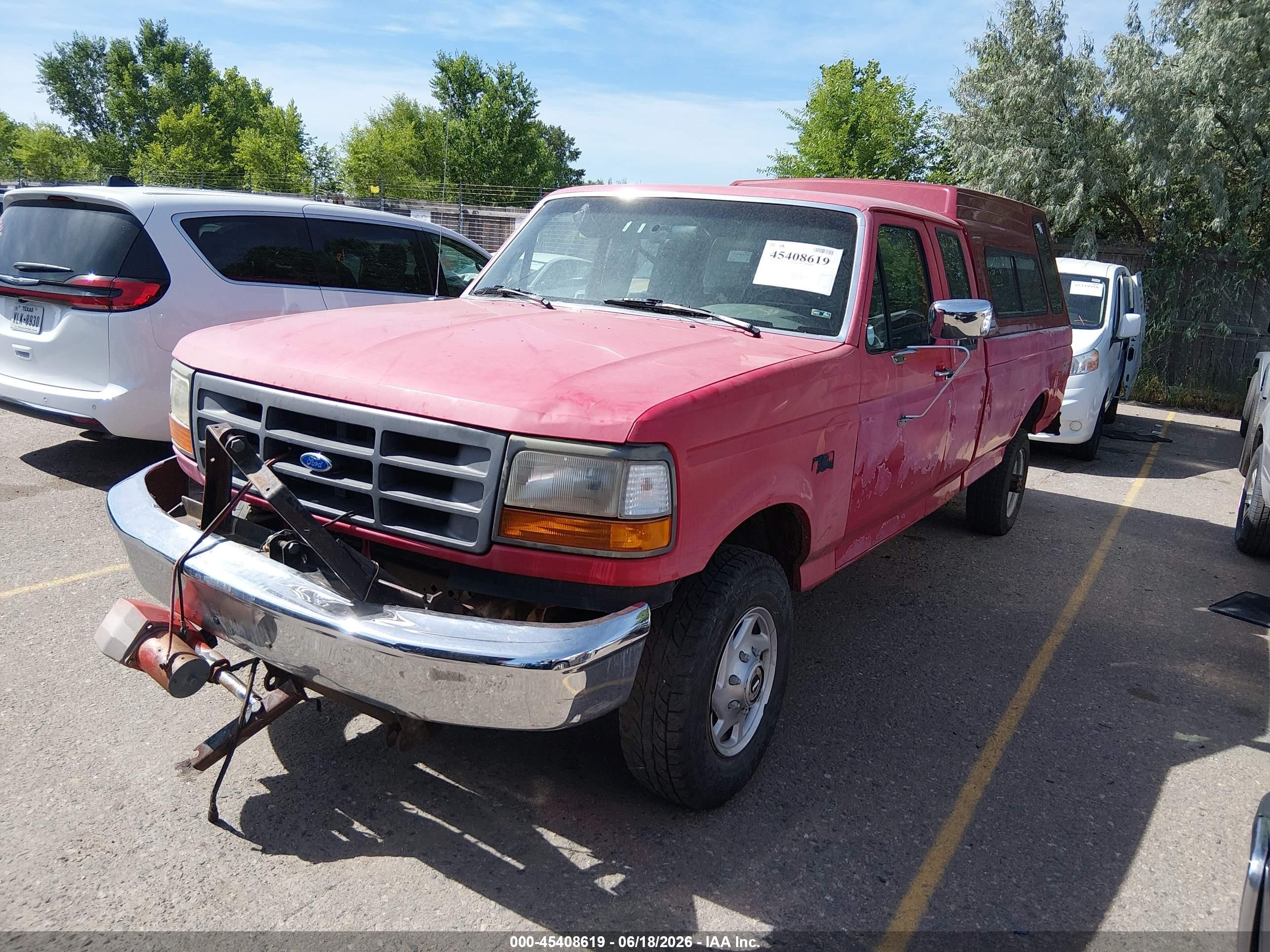 1992 Ford F250   Red vin: 1FTHX26G4NKA50894