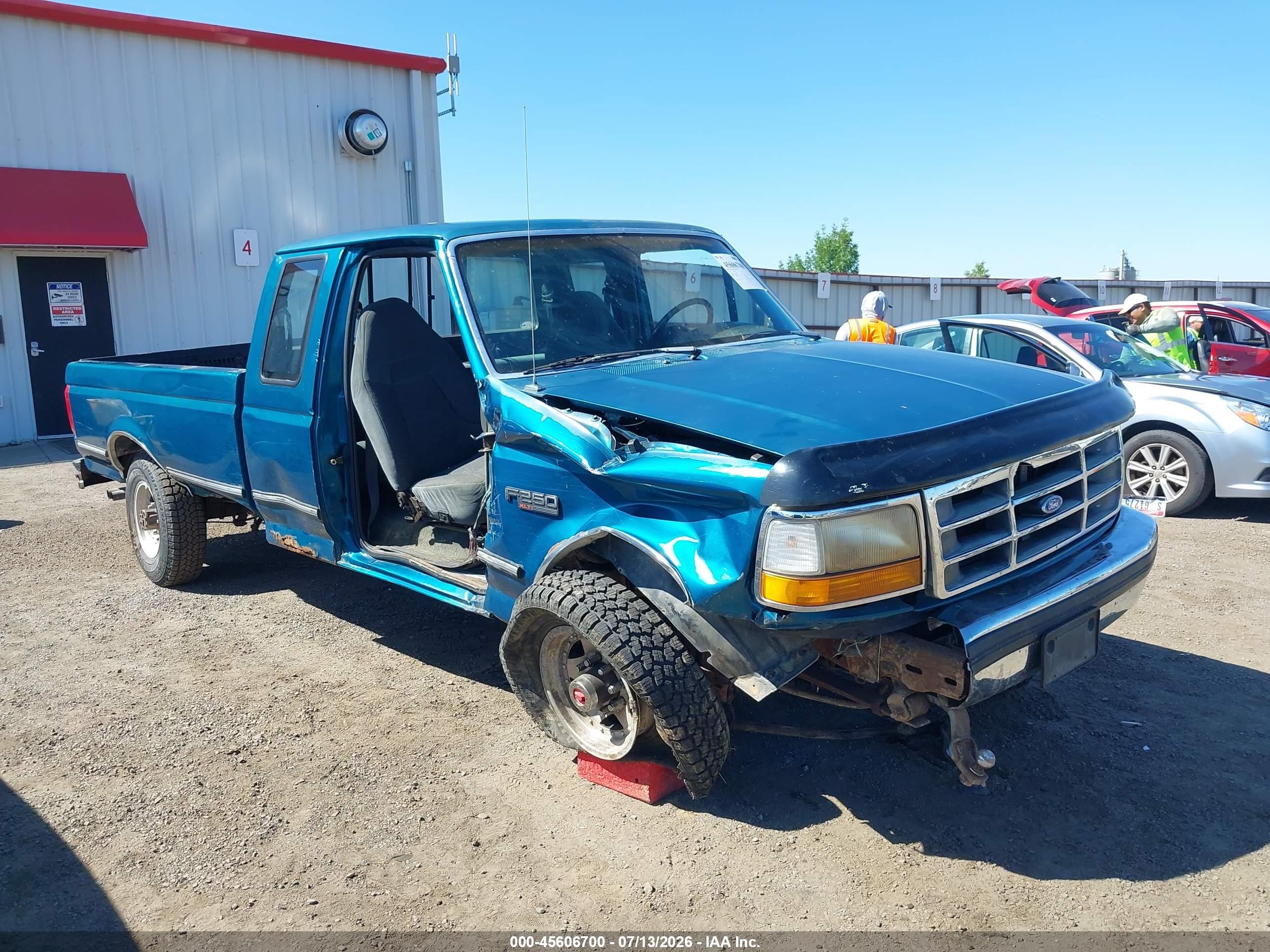 1993 Ford F250   Green vin: 1FTHX26G4PKB77745