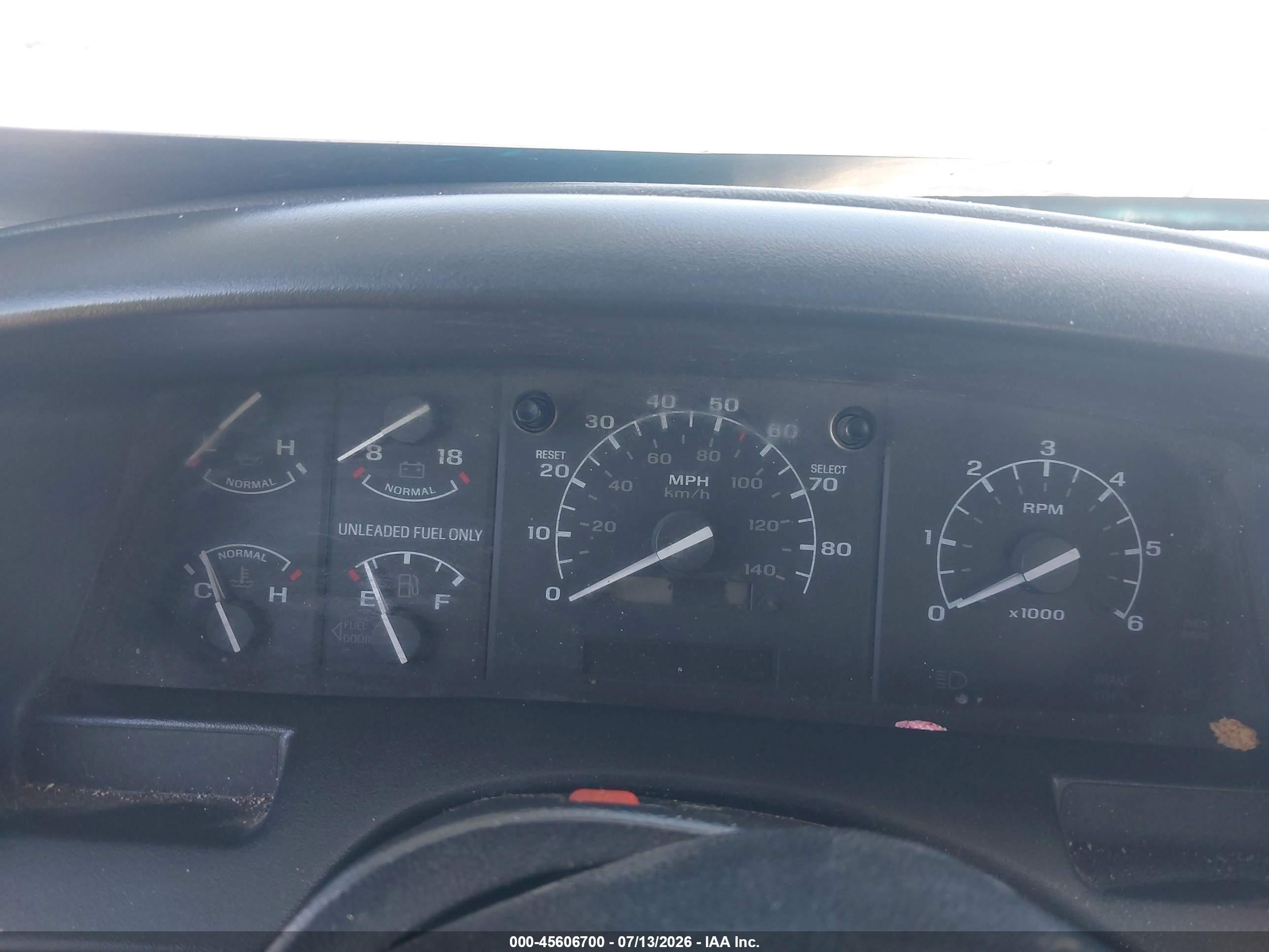 1993 Ford F250   Green vin: 1FTHX26G4PKB77745